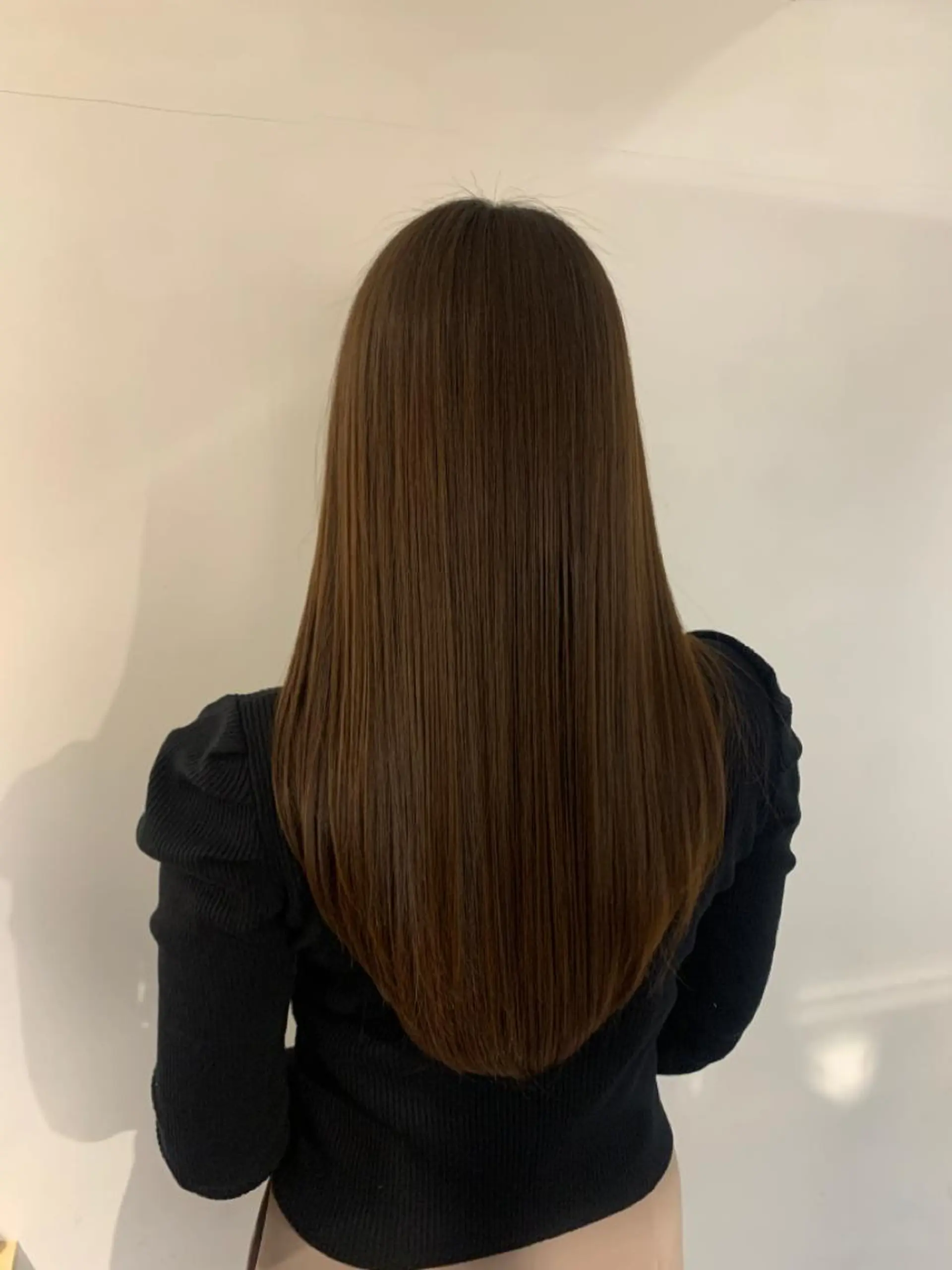 ロング 縮毛矯正 似合わせカット🫧 吉見衣生のヘアスタイル