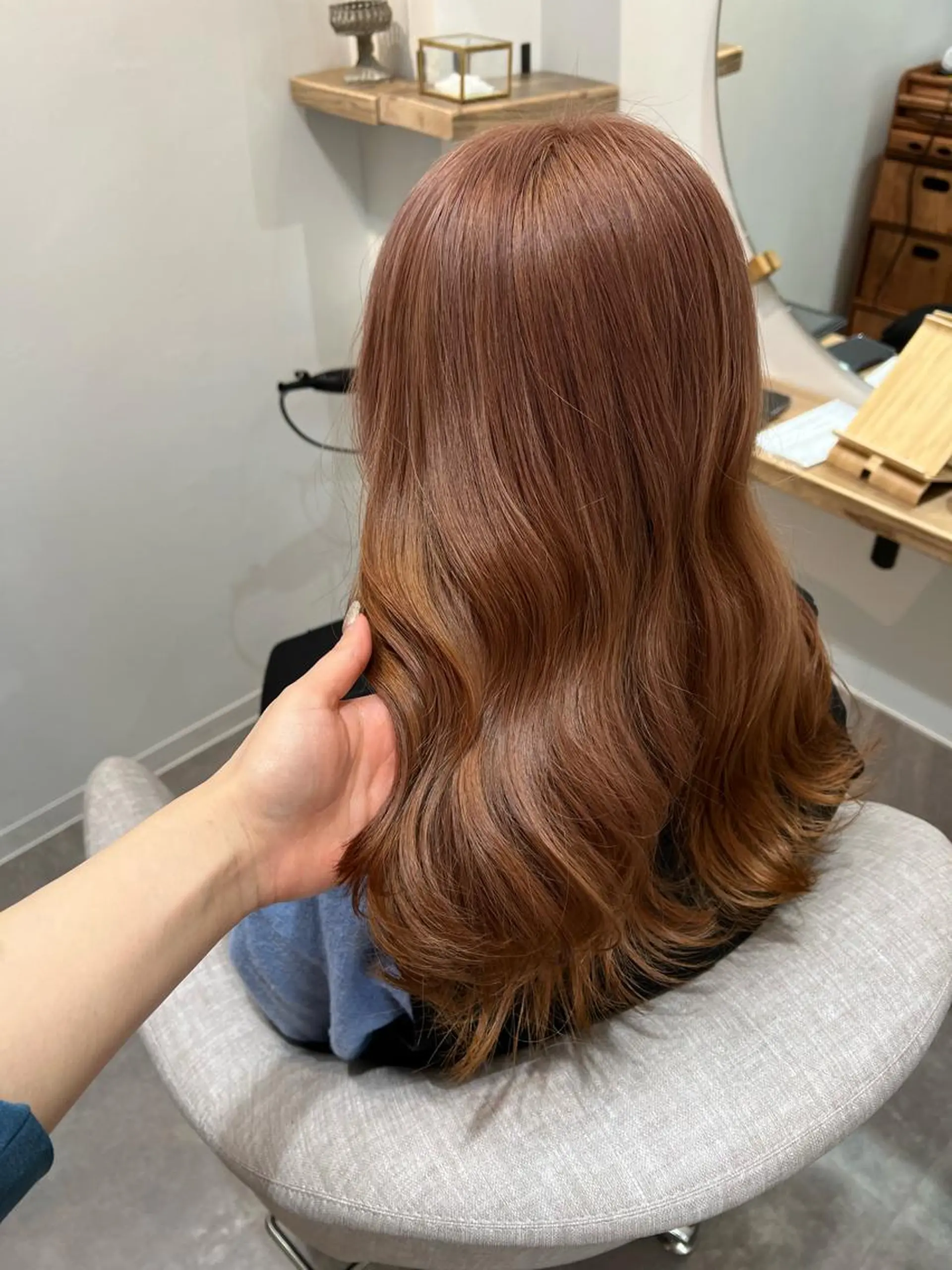 セミロング カラー ピンクカラー Ami アミのヘアスタイル