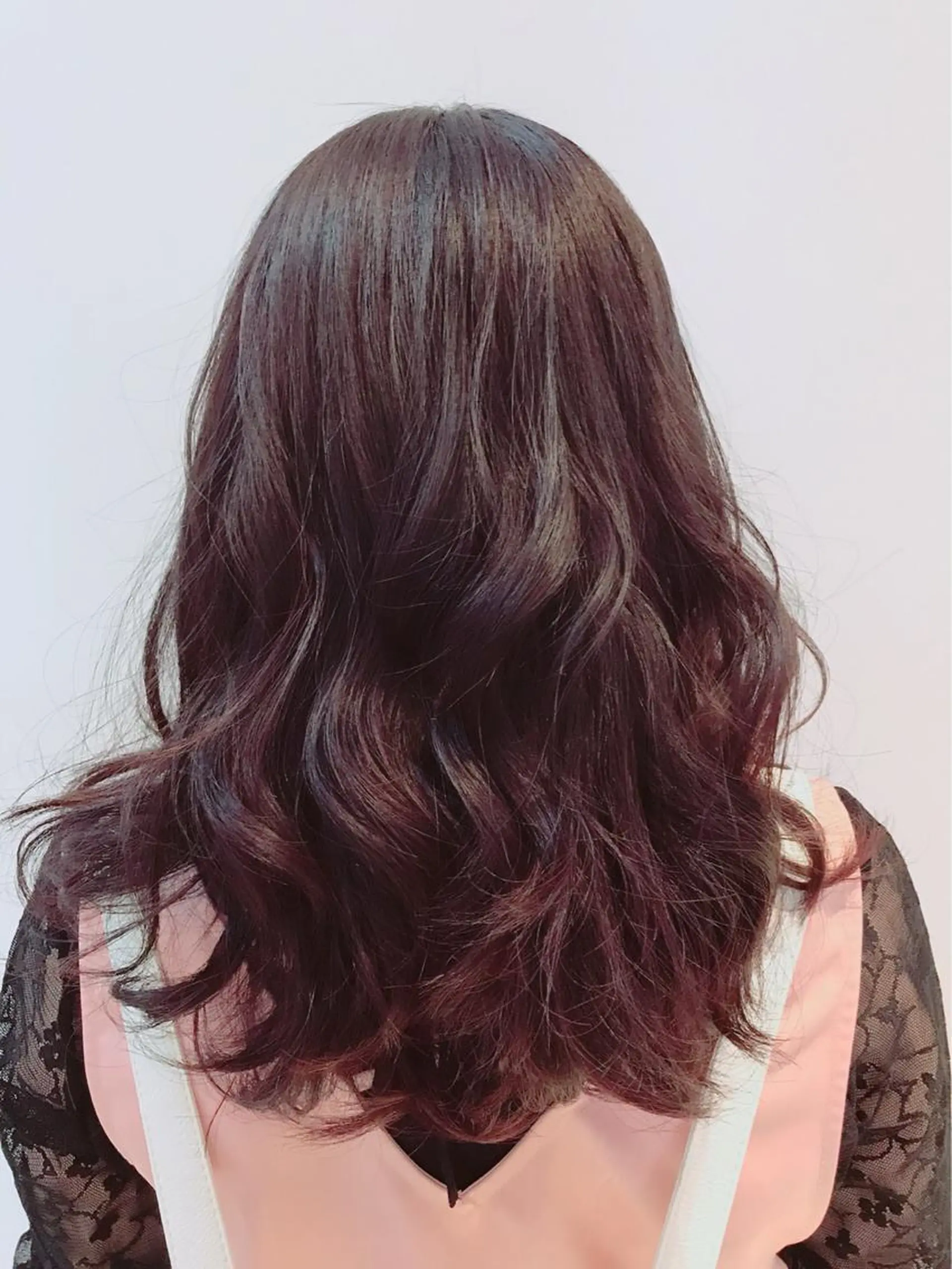 セミロング カラー ヘアアレンジ 佐山 聖玲奈のヘアスタイル