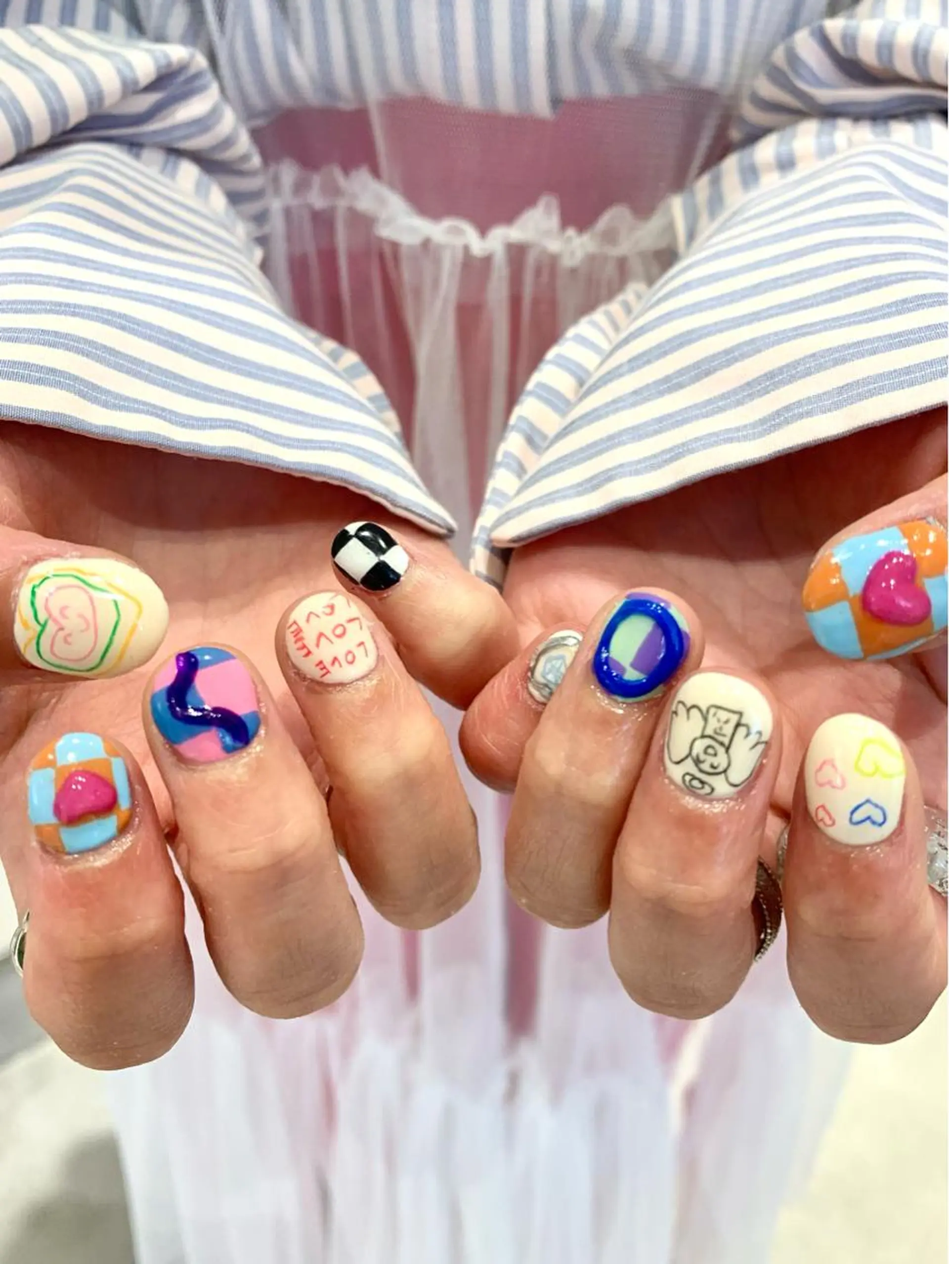 ネイル アートネイル ジェルネイル パラジェル ぷっくりネイル シンプルネイル ハンドネイル Kureha/ネイル トレンドヘアのヘアスタイル