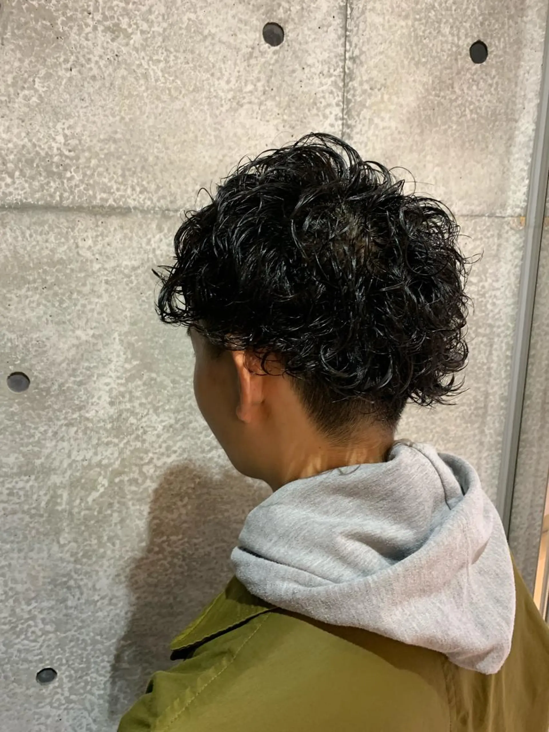 ショート パーマ メンズ メンズパーマフェード シモジタカヒロのヘアスタイル