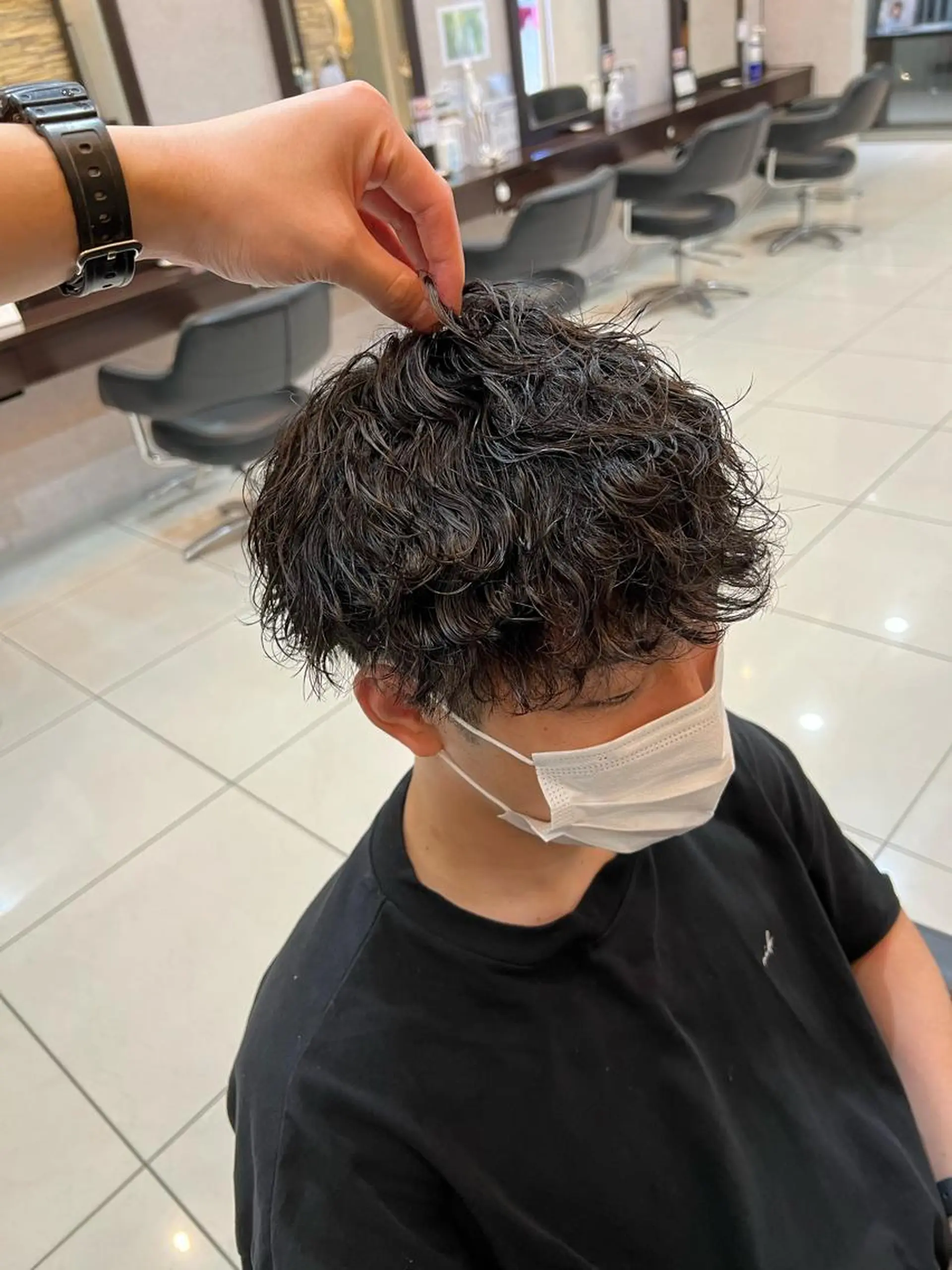 パーマ メンズ カット パーマ 福岡縮毛矯正✨️ ストレート 向井和輝のヘアスタイル