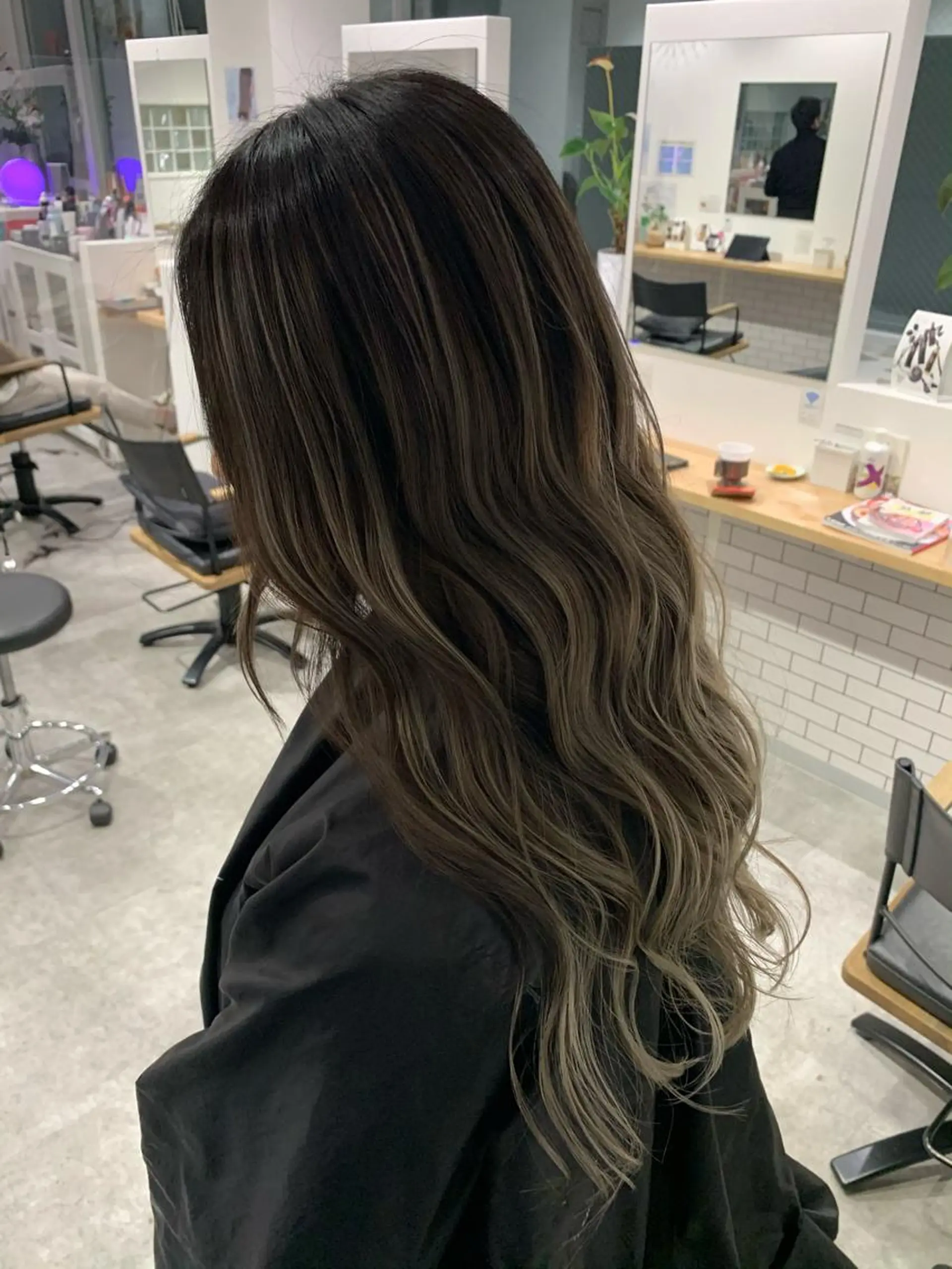 ロング ヘアカラー 大人レイヤー ヨシミカズヤのヘアスタイル