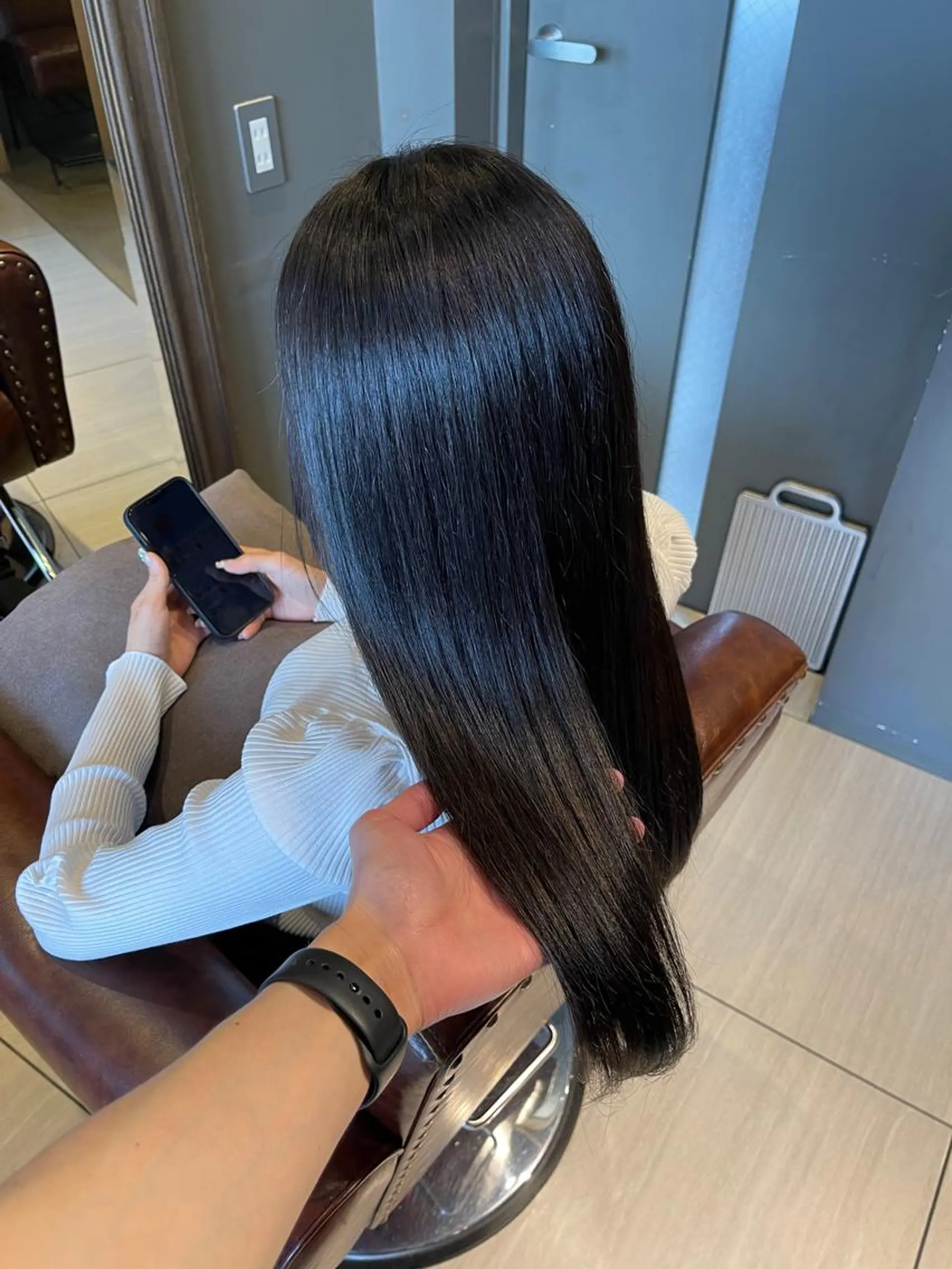 ロング 韓国風ヘア ロング 縮毛矯正 カット ヘアカラー トリートメント 艶カラー/艶髪矯正 LOANA鈴木のヘアスタイル