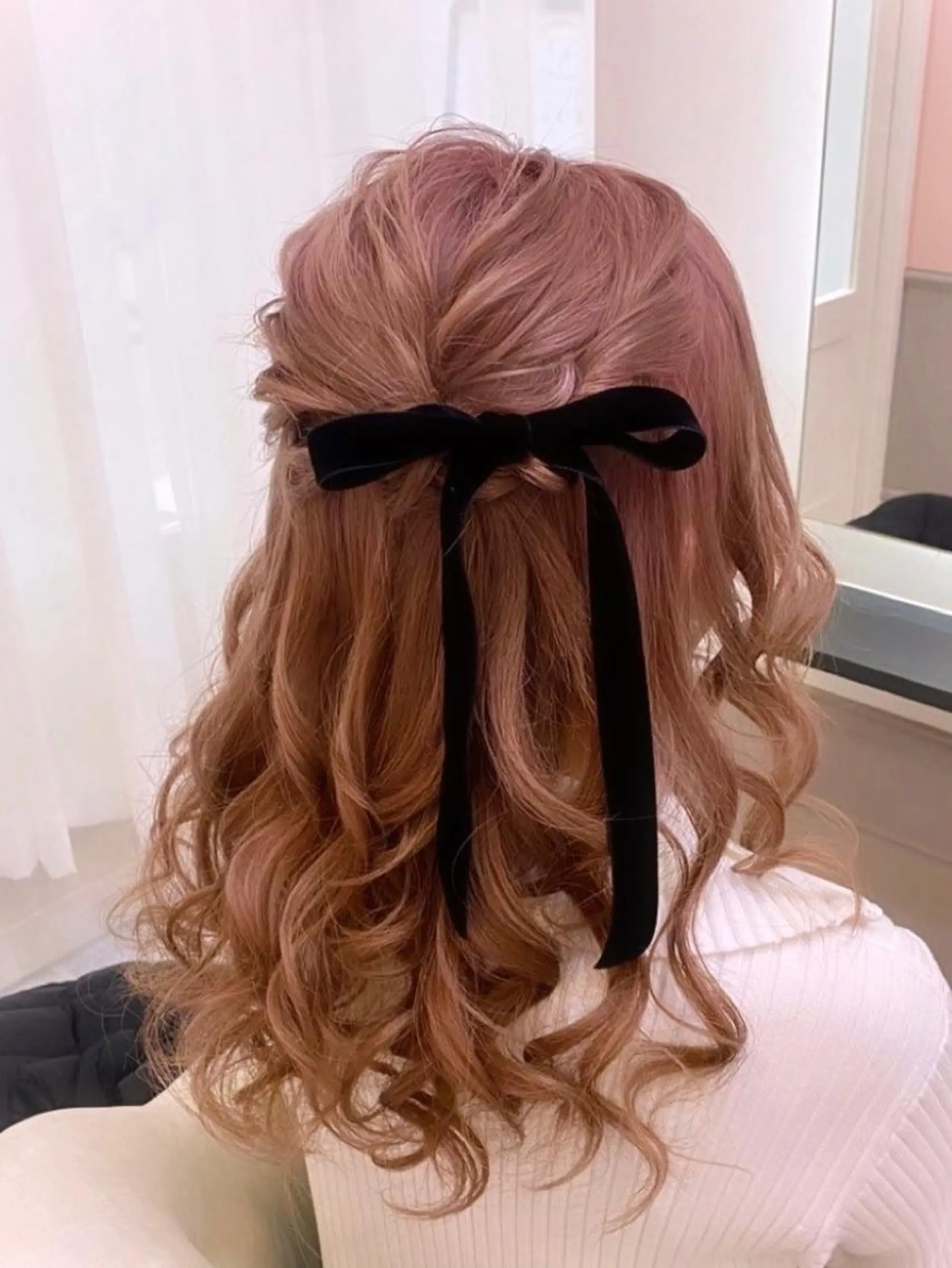 セミロング ヘアアレンジ ハーフアップ lien ヒジリのヘアスタイル