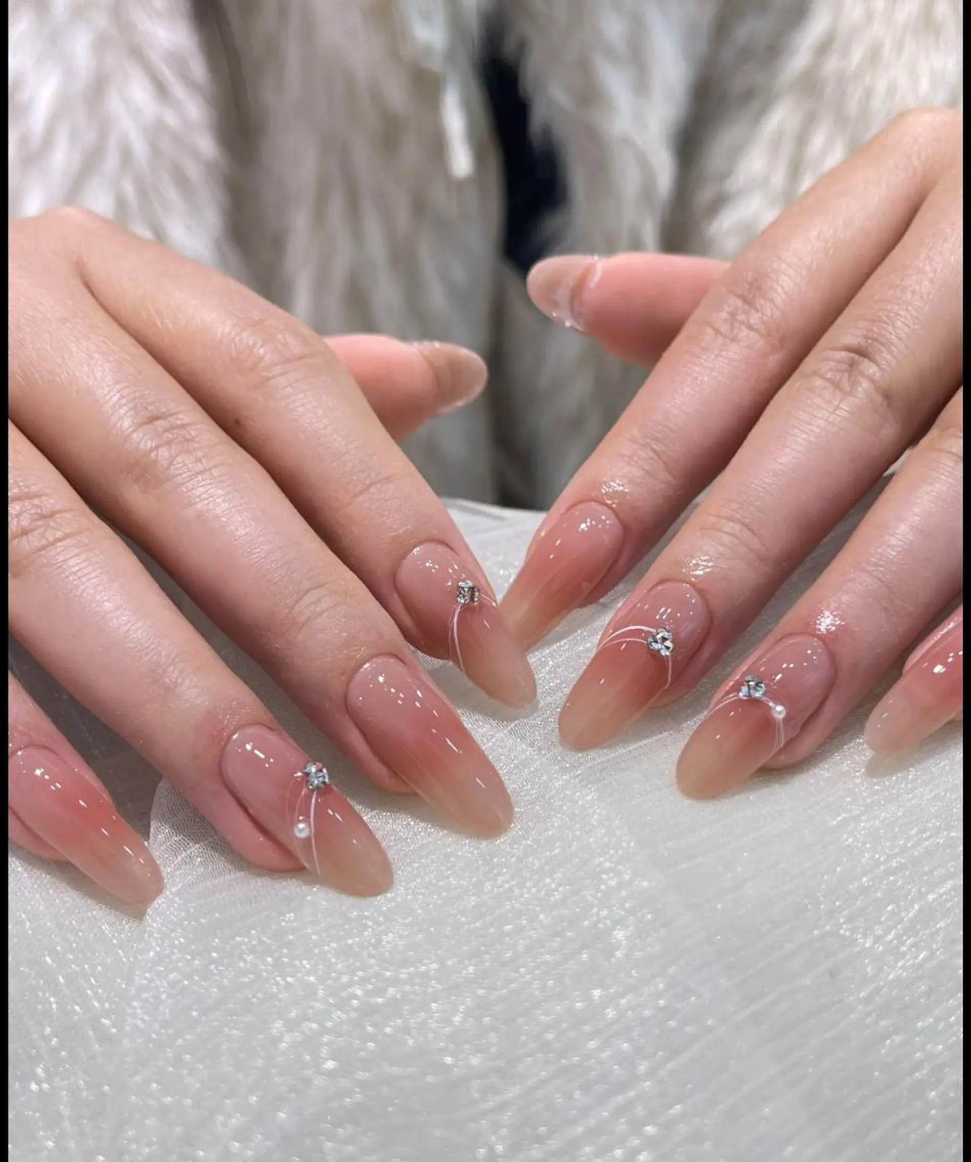 ネイル ハンドネイル ハンドケア RAFFINE haru🦋🩵のネイルデザイン