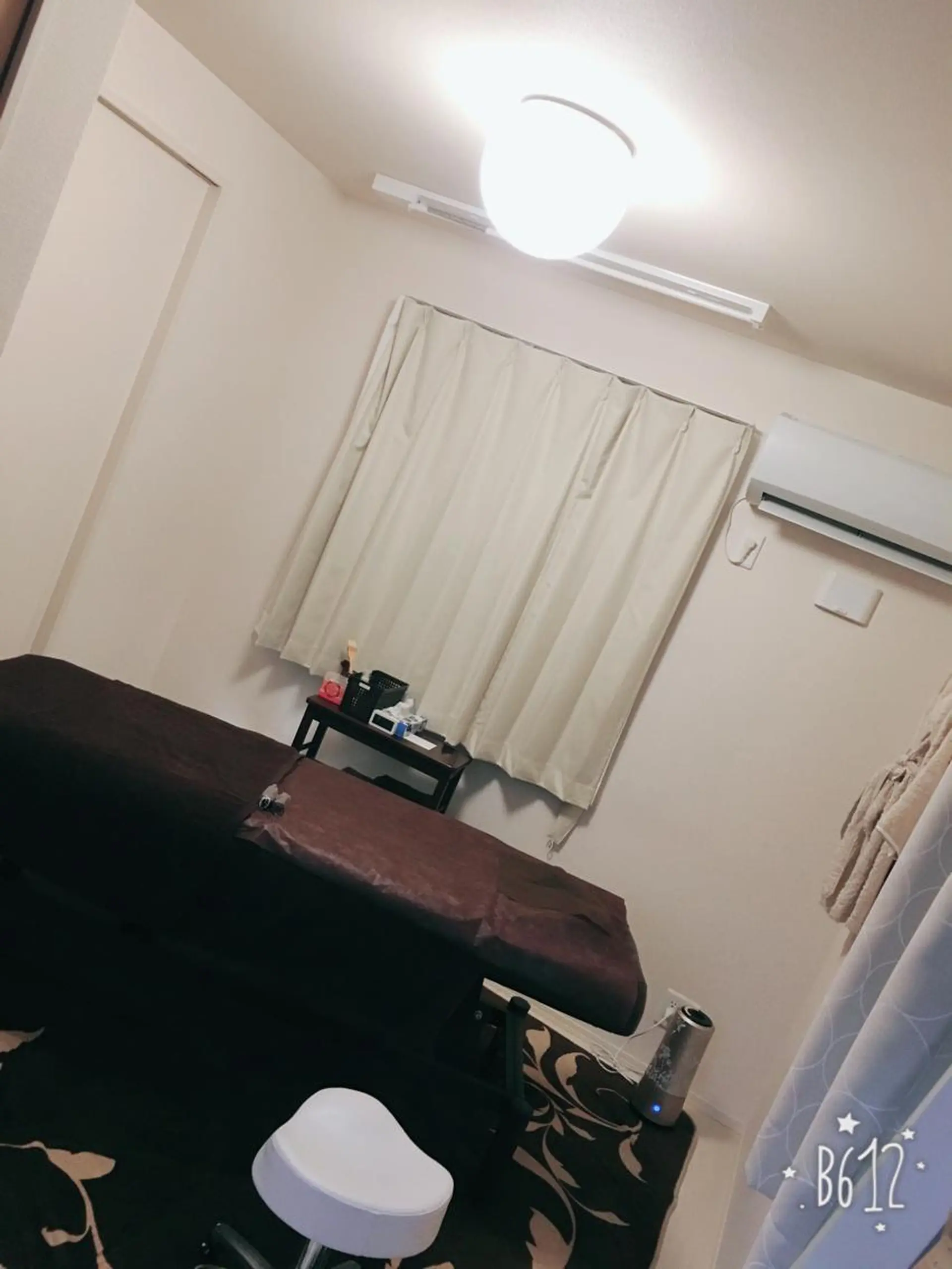 ミディアム カラー パーマ ヘアアレンジ キッズ ネイル マツエク・マツパ アニメ,Vオタク× 即効痩せエステサロンのエステ・リラクイメージ