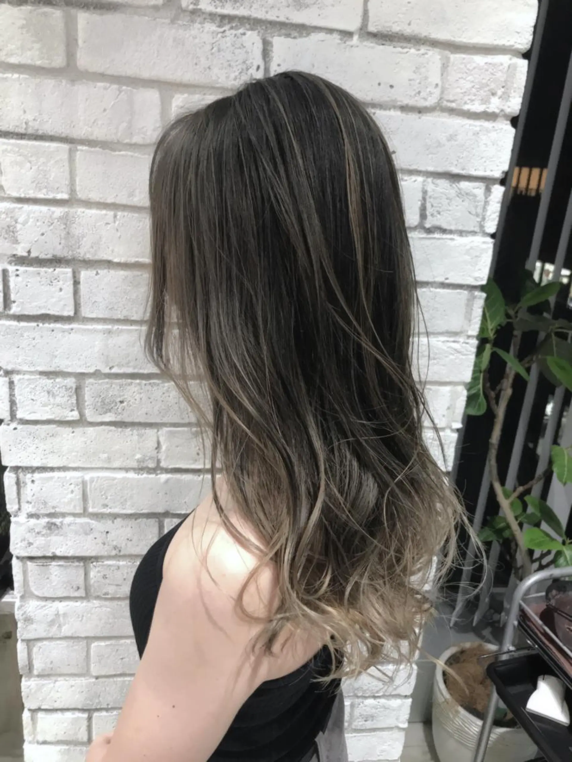 ロング カラー パーマ ヘアアレンジ バレイヤージュ レイヤーカット バレイヤージュ🌱 渡邉悟🌱のヘアスタイル