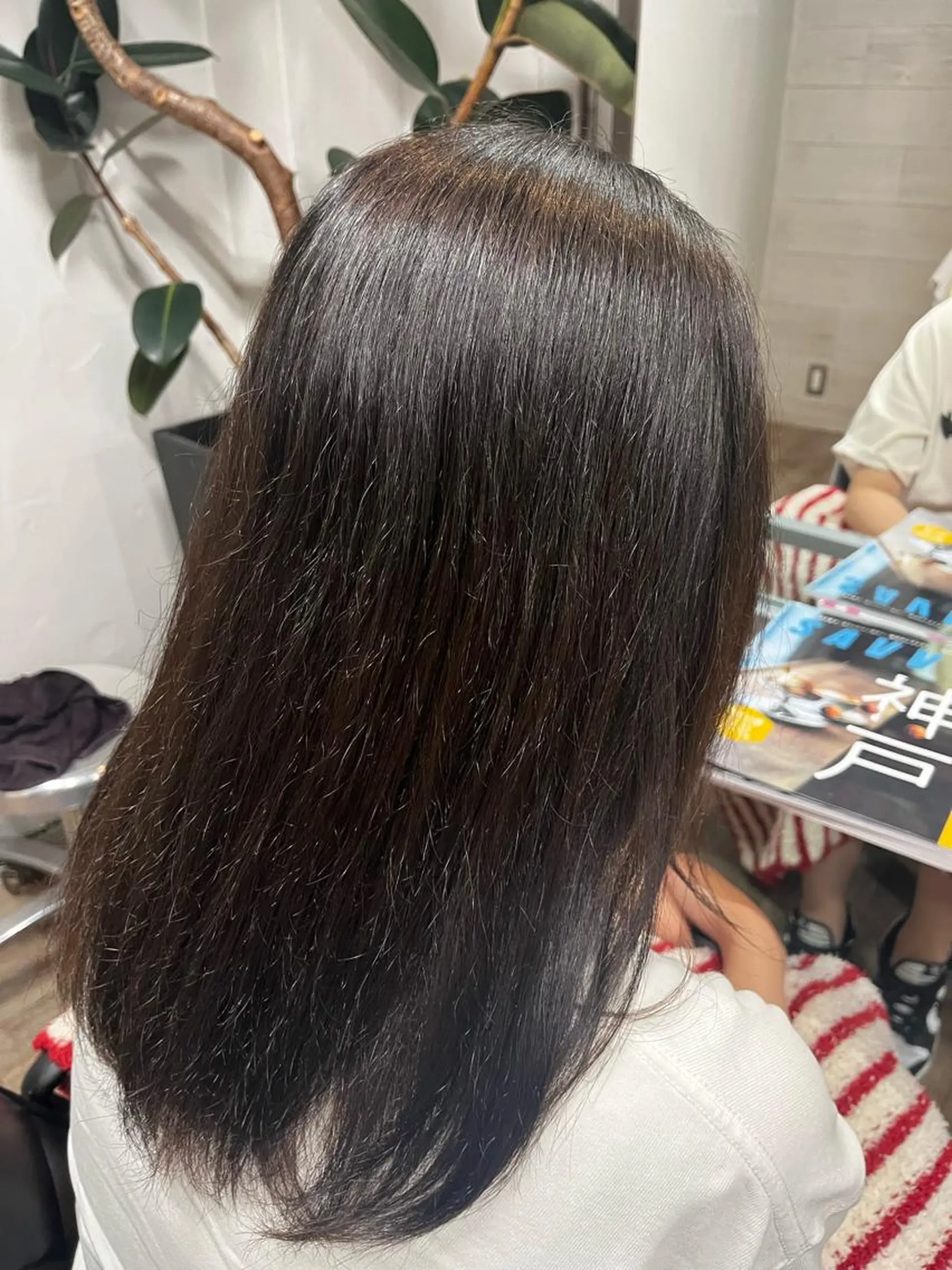 セミロング カラー JIN/暖色カラー /髪質改善/艶髪のヘアスタイル