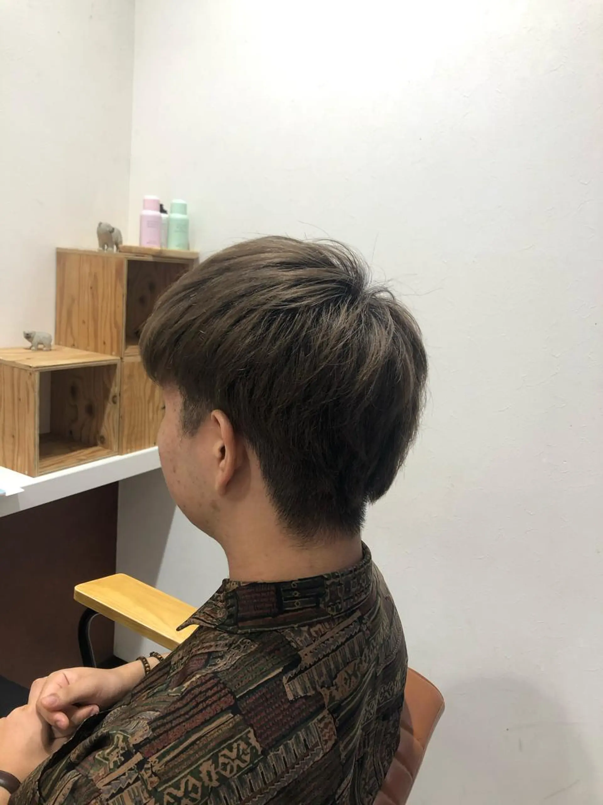 カラー メンズ メンズブリーチ ブリーチ 透明感カラー グレージュ イルミナカラー hair salon A 【エース】所属・🫧高鹿汰一髪質改善 /白髪ぼかし🫧のヘアスタイル
