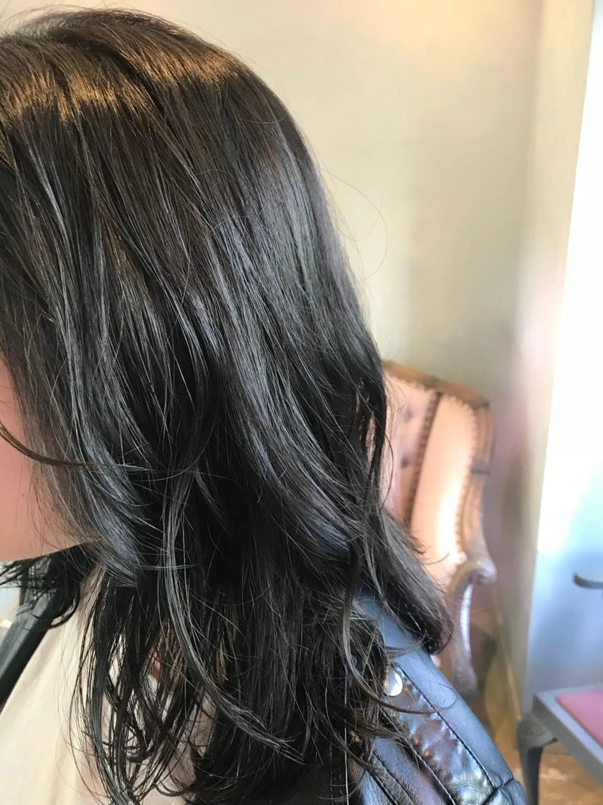 ミディアム ハニーバイ コードのヘアスタイル