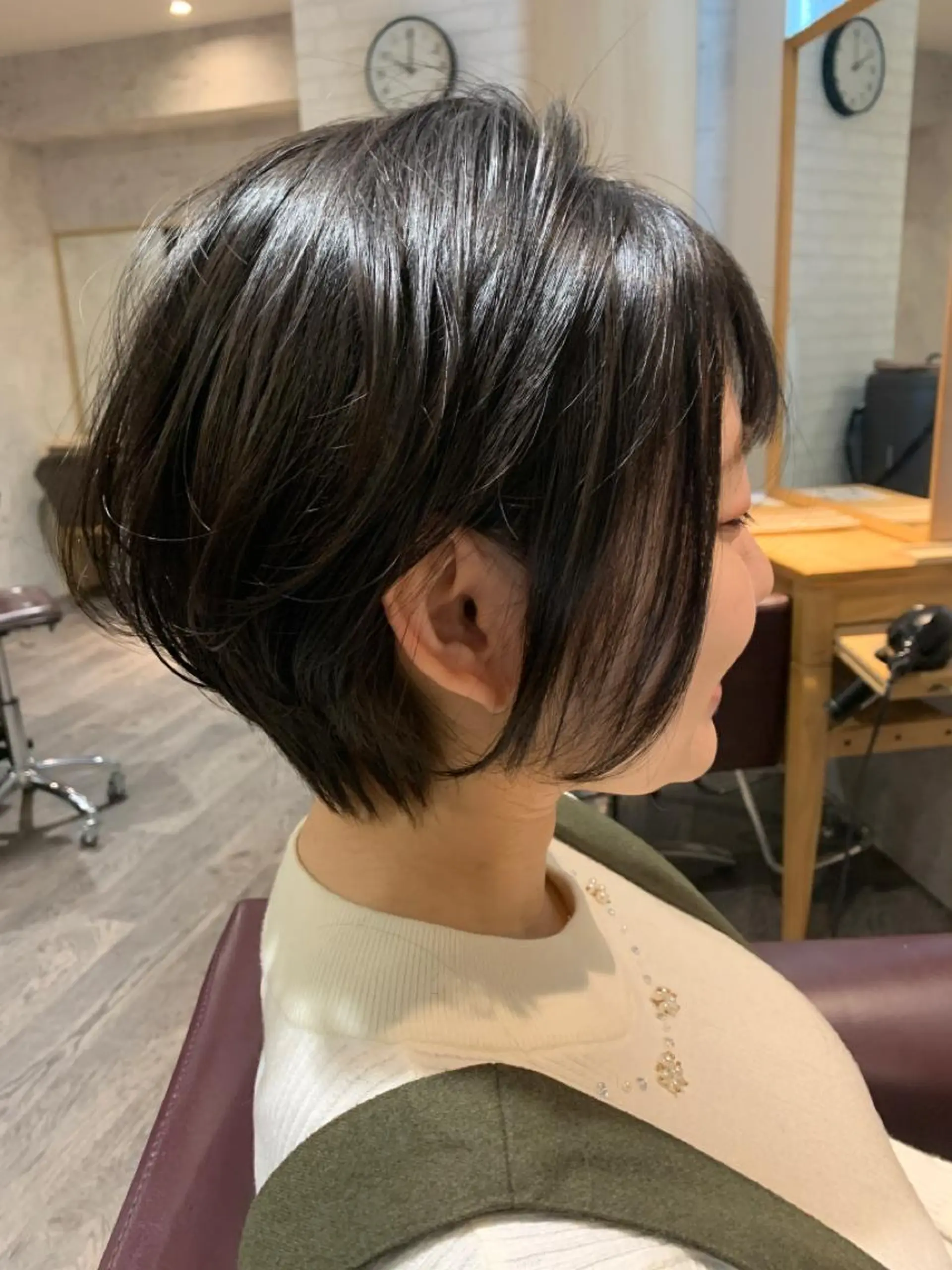 ショート くびれヘア ショートヘア バレイヤージュ KAZUMAのヘアスタイル