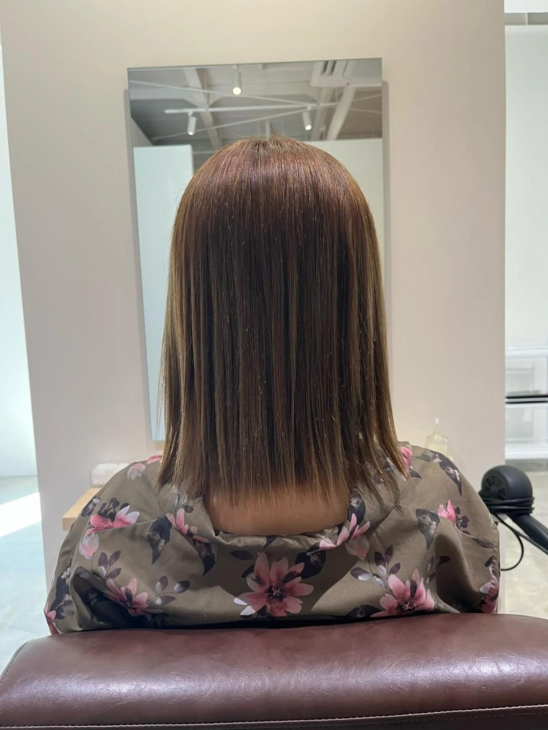 ミディアム カラー アッシュ ベージュカラー ブリーチ ケアブリーチ ダブルカラー ヘアカラー 🌼あんなtrend color🌼のヘアスタイル