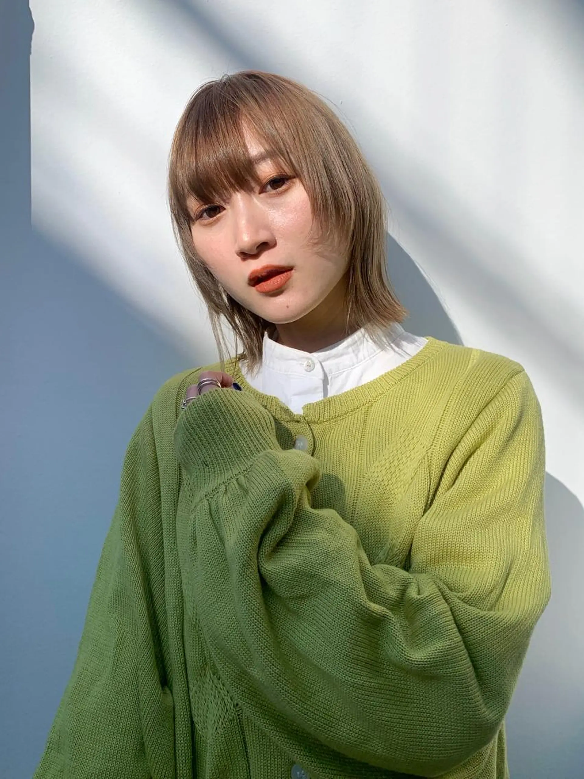 カラー ベージュカラー ブリーチ カット ヘアカラー トリートメント loka所属・山本 晶大のヘアスタイル