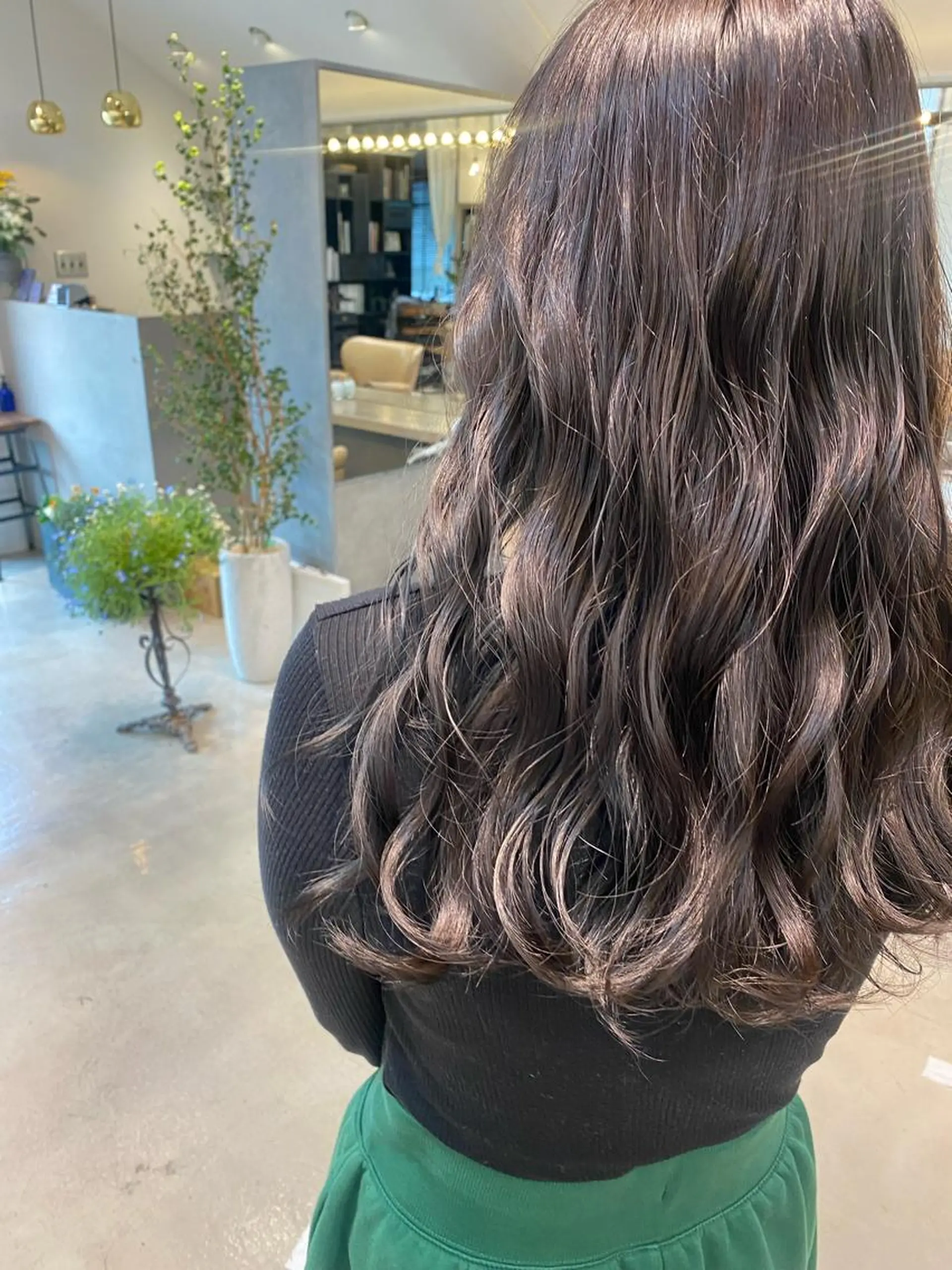 ロング アッシュ しまだ みゆのヘアスタイル
