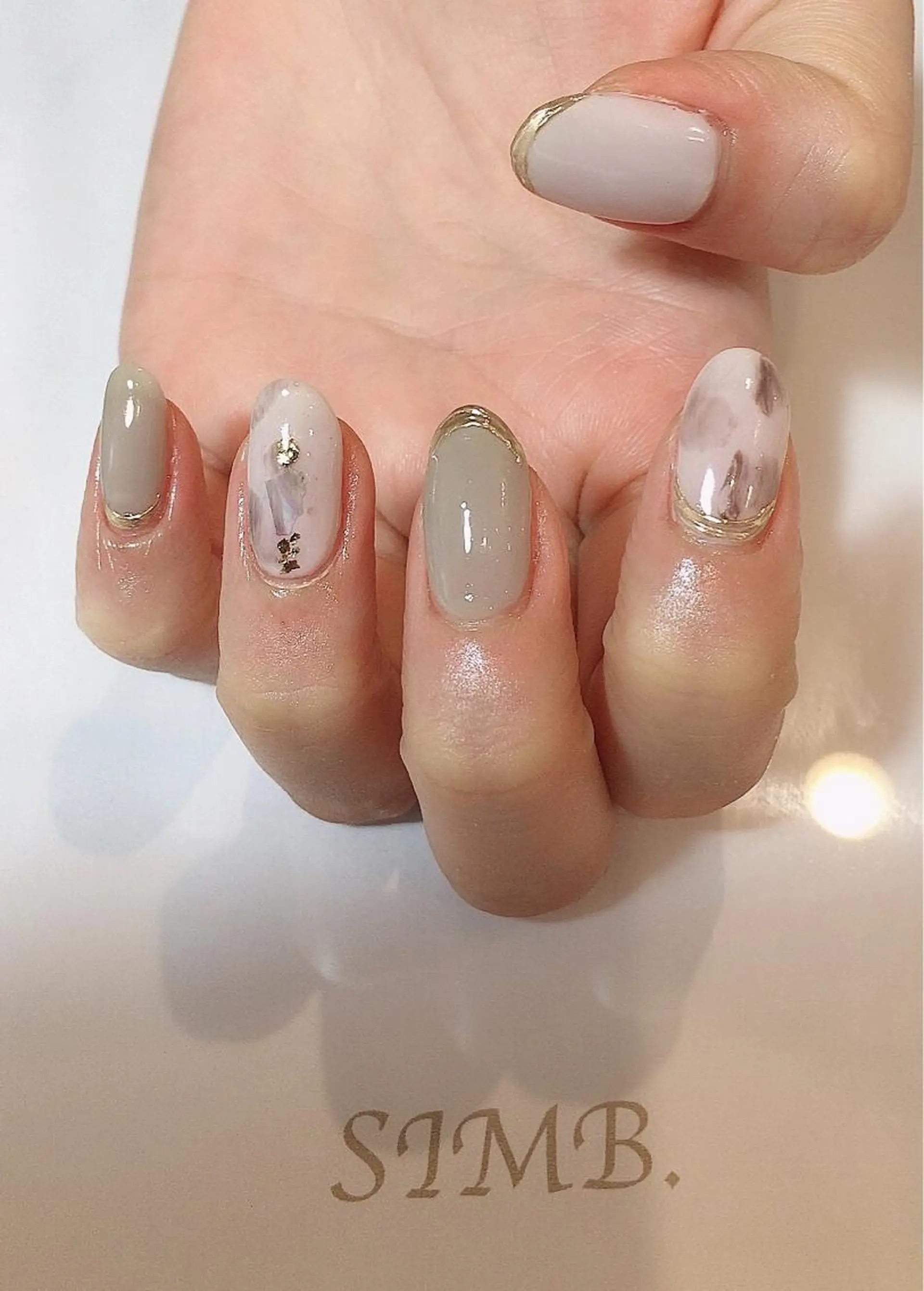 ネイル グリーン nailsalon SIMB.のネイルデザイン