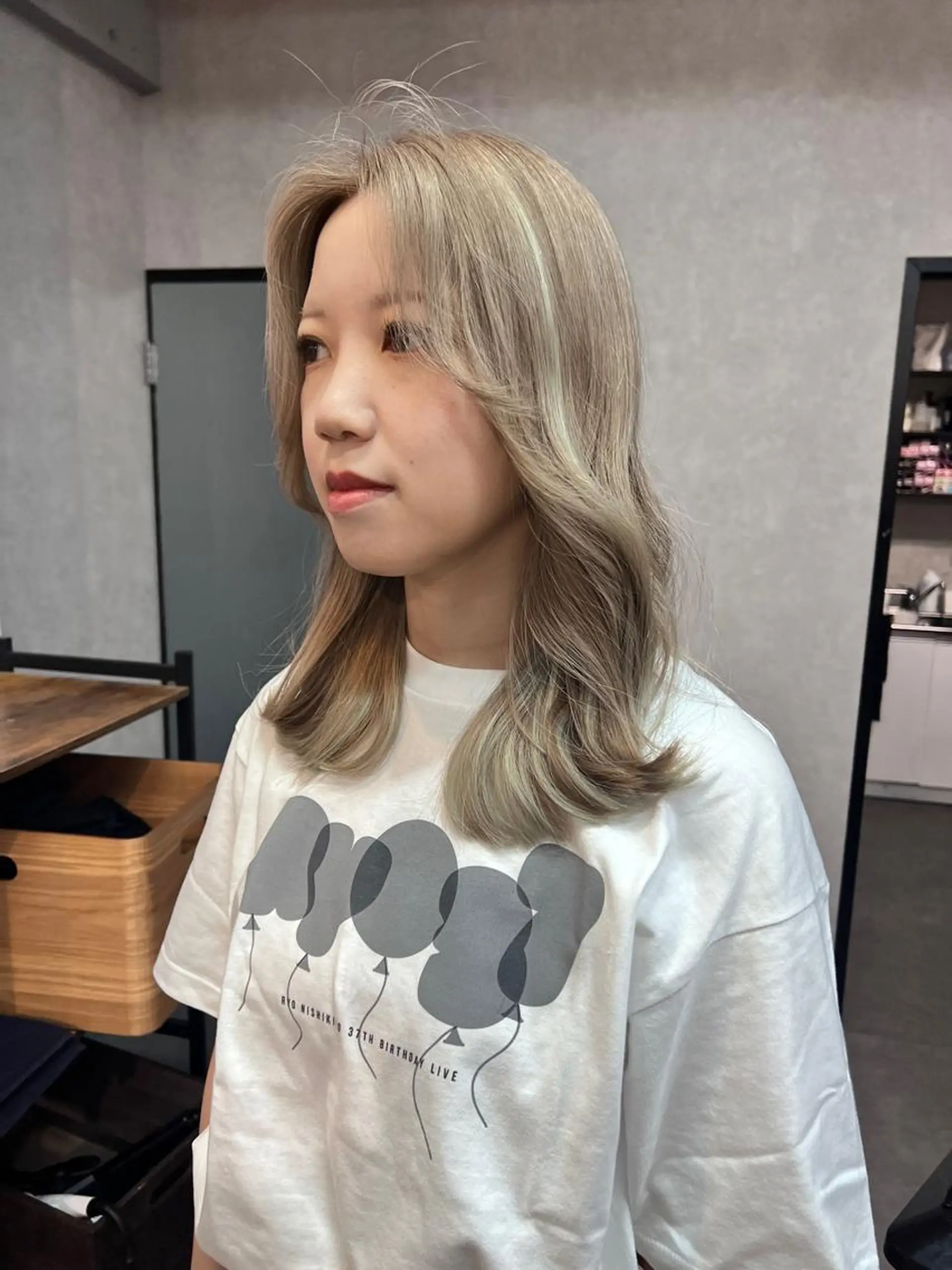 ミディアム カラー カット ヘアカラー トリートメント ally hairsalon所属・Emi .のヘアスタイル