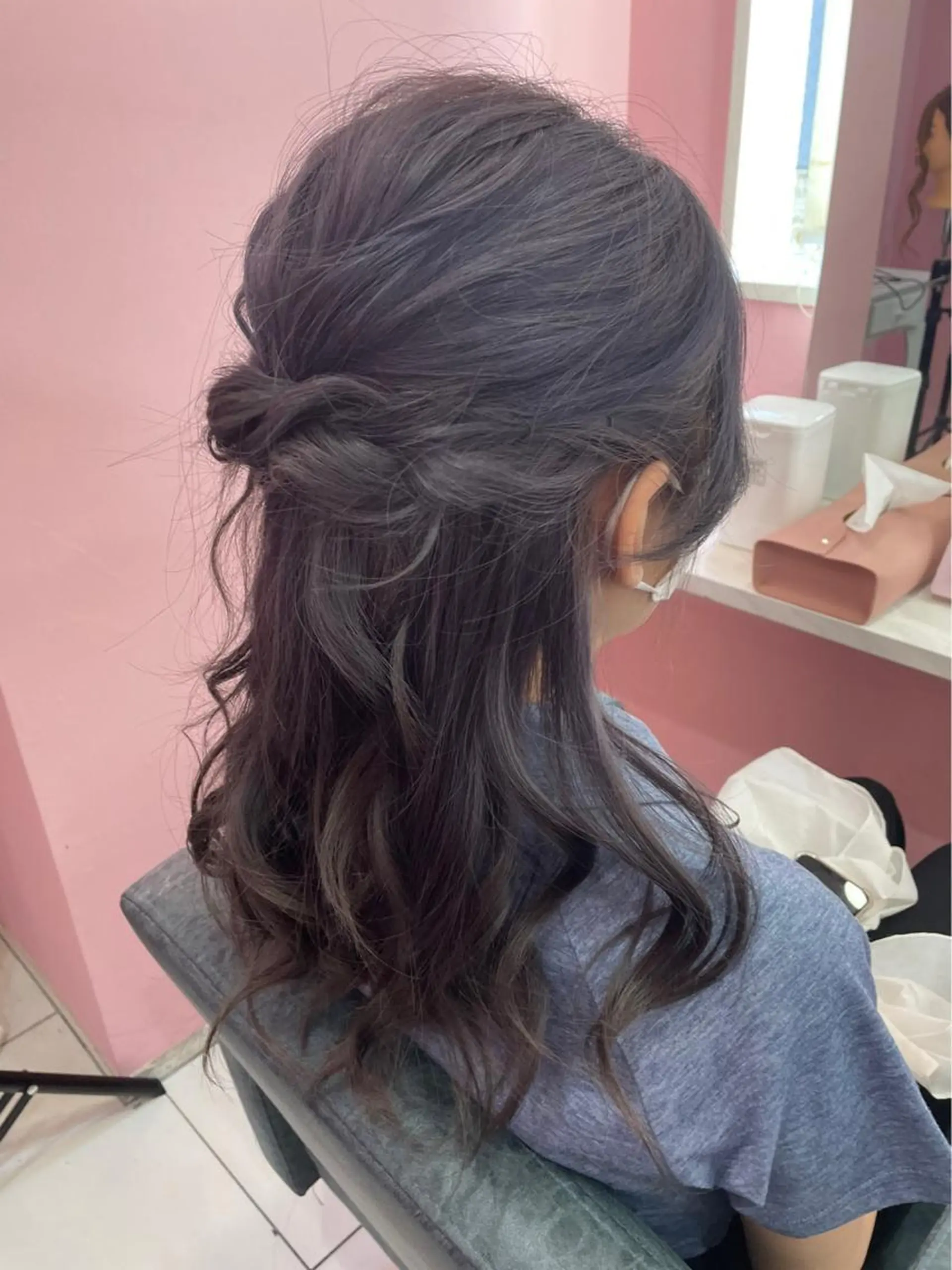 セミロング ヘアアレンジ Ria OSAKA　梅田所属・マリカ🦋韓国 ハイトーン/エクステのヘアスタイル