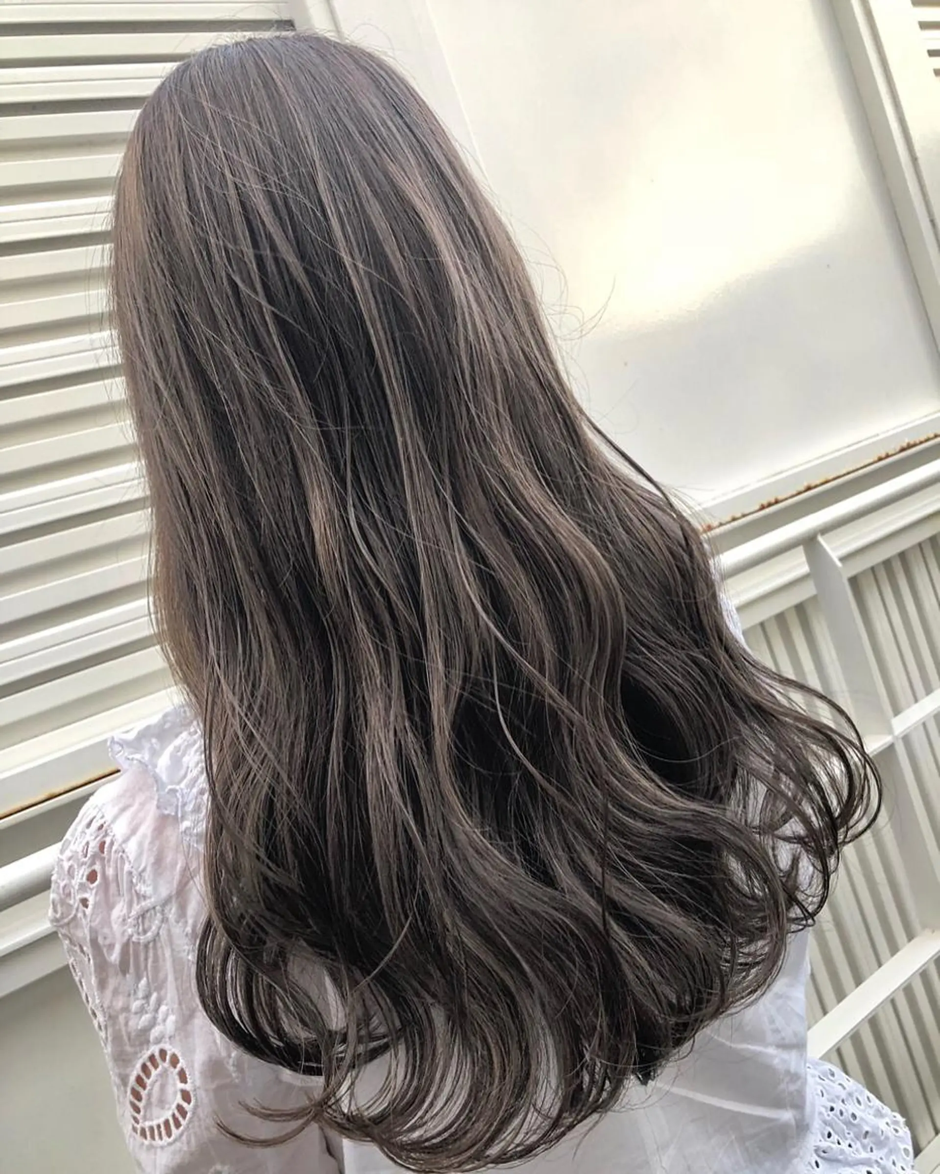 ロング カラー 遠藤 眞実のヘアスタイル