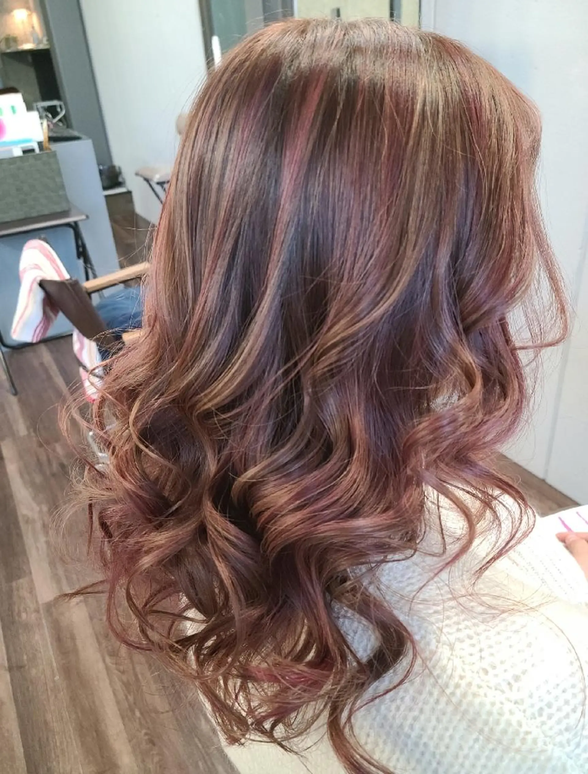 ロング カラー ヘアアレンジ ブリーチ ハイライトカラー ピンクカラー ハイライト カット ヘアカラー トリートメント terra✂️川嶋 大輔のヘアスタイル