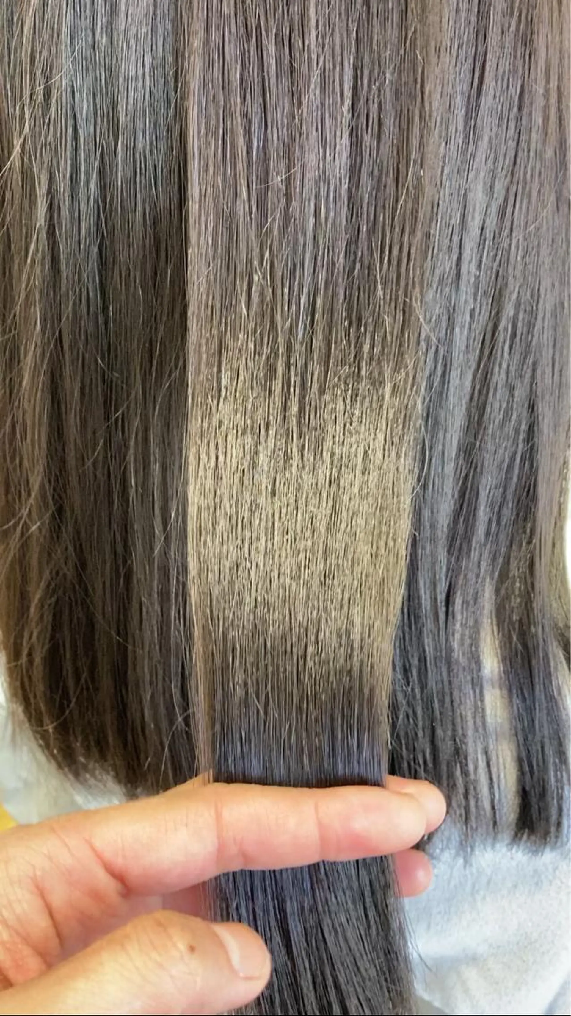 ミディアム トリートメント 縮毛矯正 ✨木曜限定！ メンズカット無料✨のヘアスタイル
