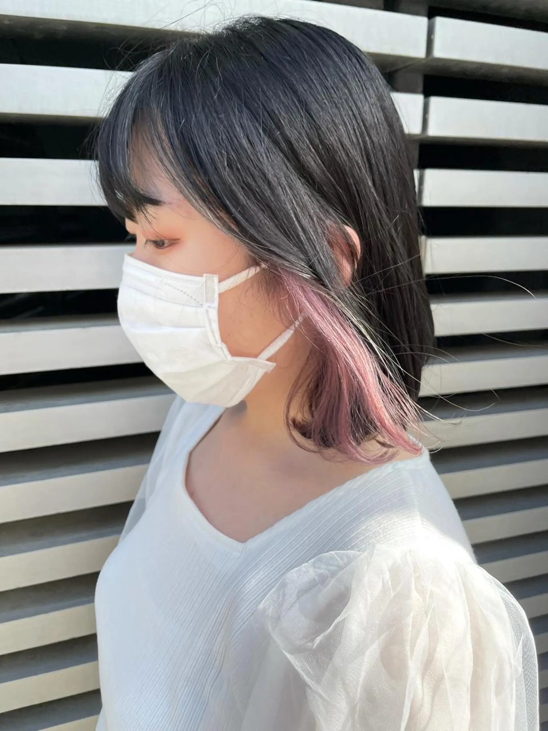 ミディアム 岩戸 新のヘアスタイル