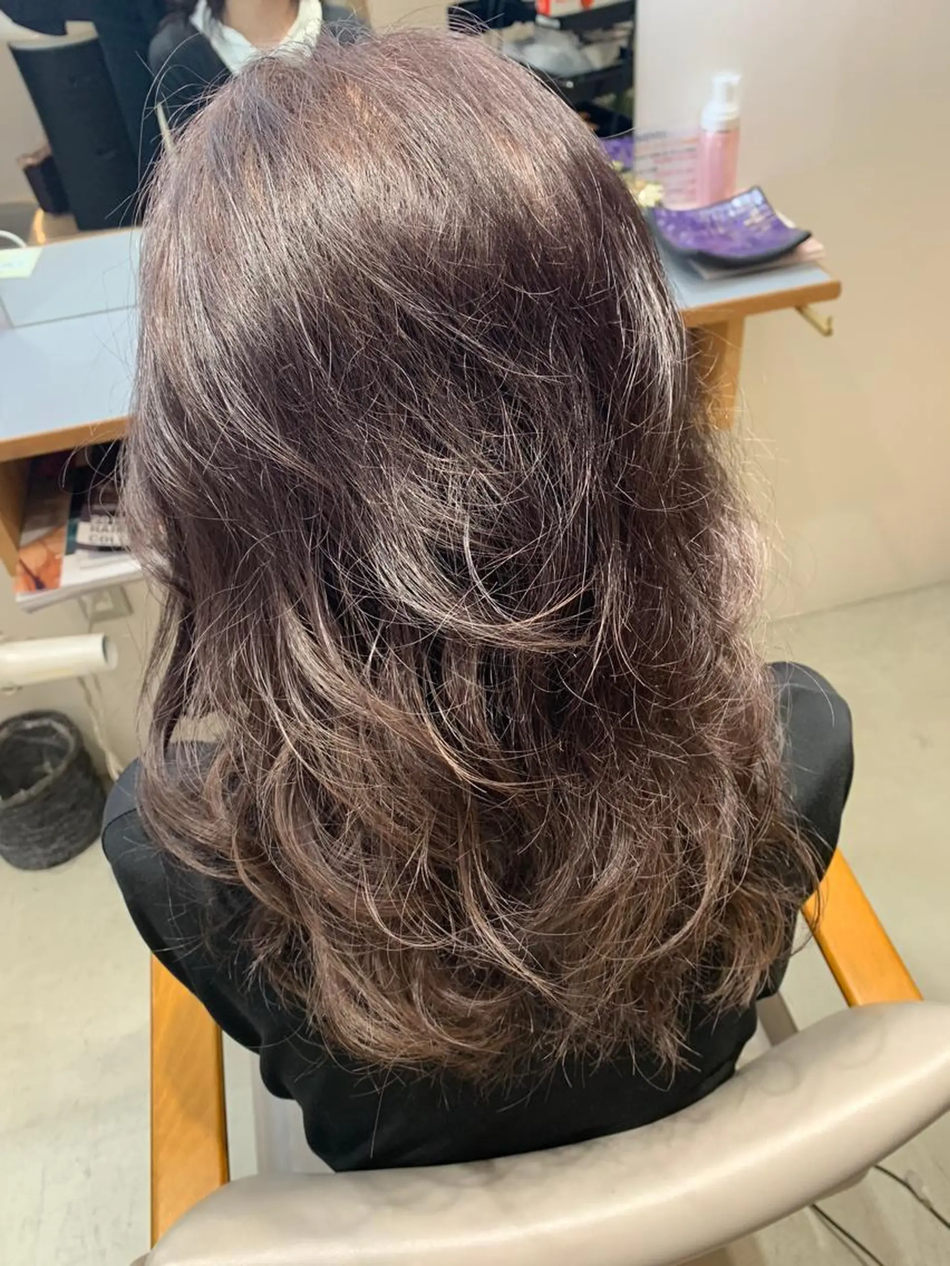 ロング カラー パーマ ヘアアレンジ メンズ キッズ カラーワールドカンナヘアーメゾン所属・北出 沙也加のマツエク・マツパデザイン