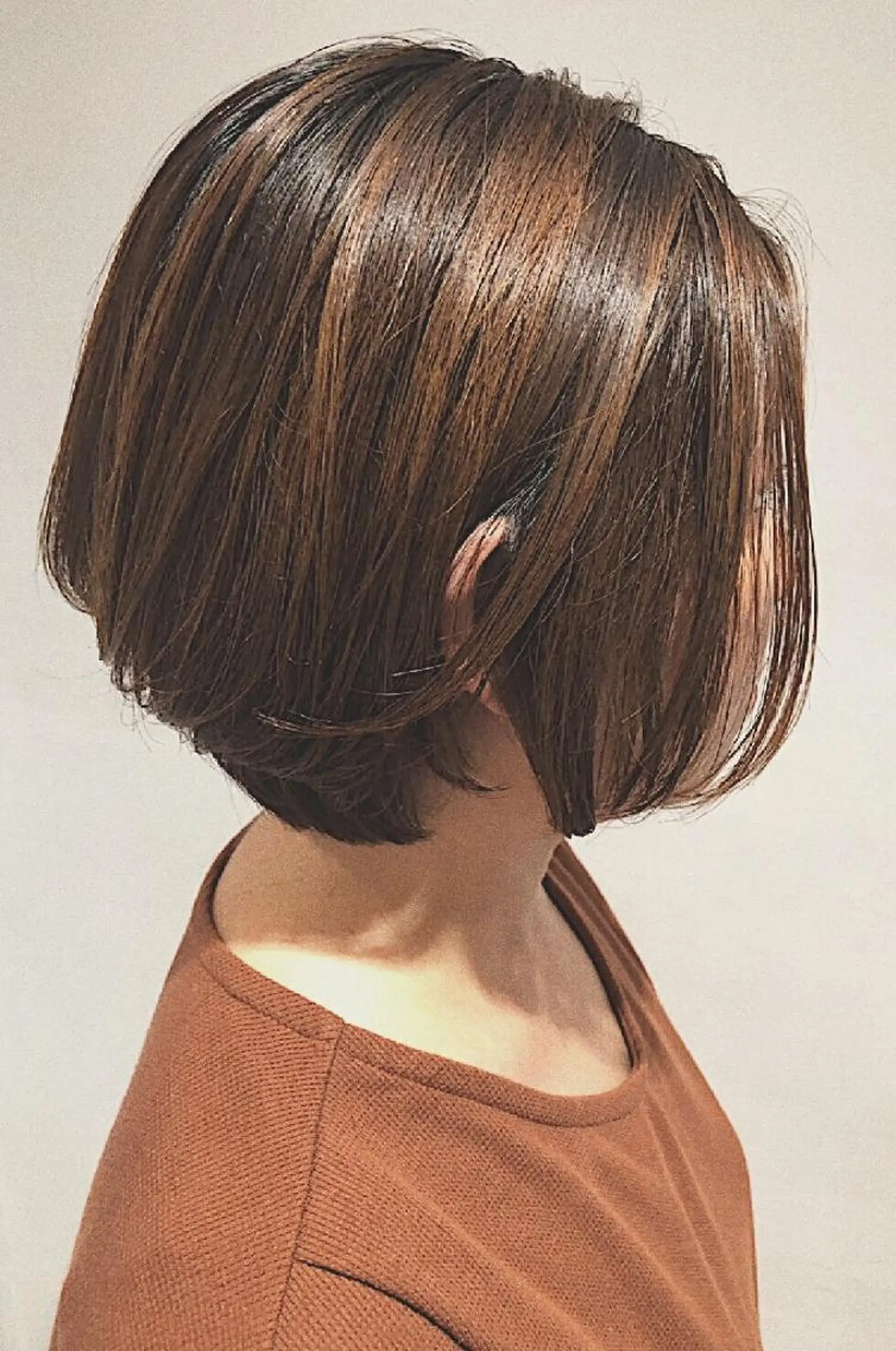 ショート ボブ ハイライト Laissez Deuxのヘアスタイル