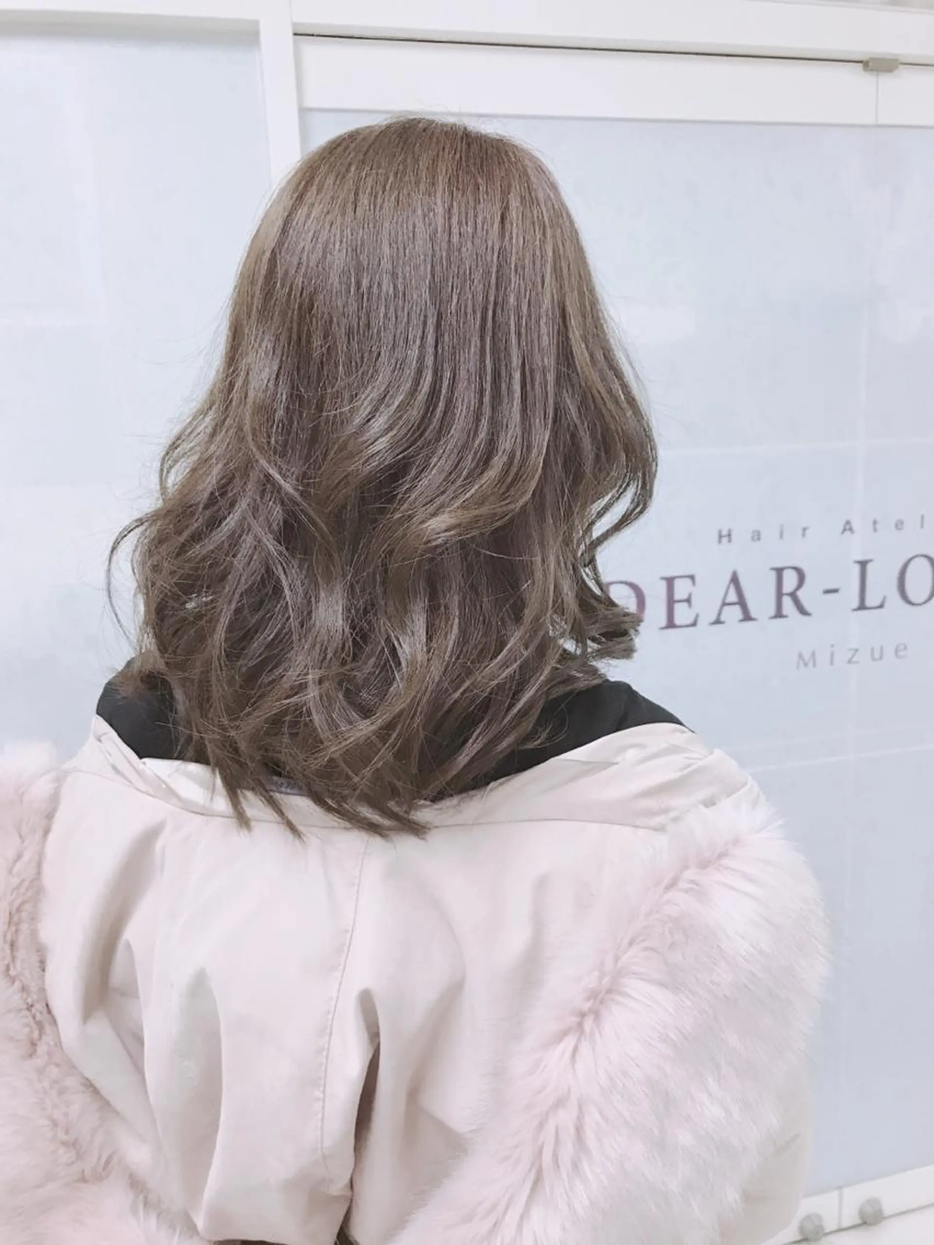 セミロング カラー ヘアアレンジ 透明感カラー 中嶋 ナカジマのヘアスタイル