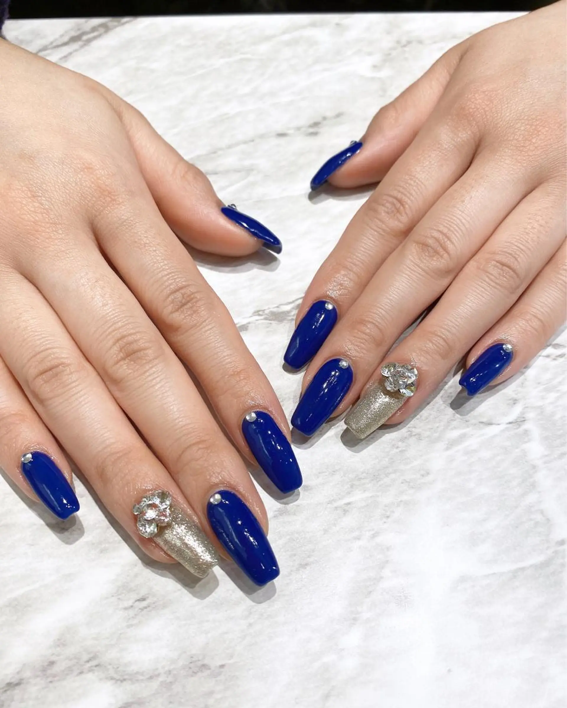 ネイル ネイビー ハンドネイル フットネイル ハンドケア nail salon  AlgeTy所属・✴︎:.｡. MAKI.｡.:✴︎のネイルデザイン