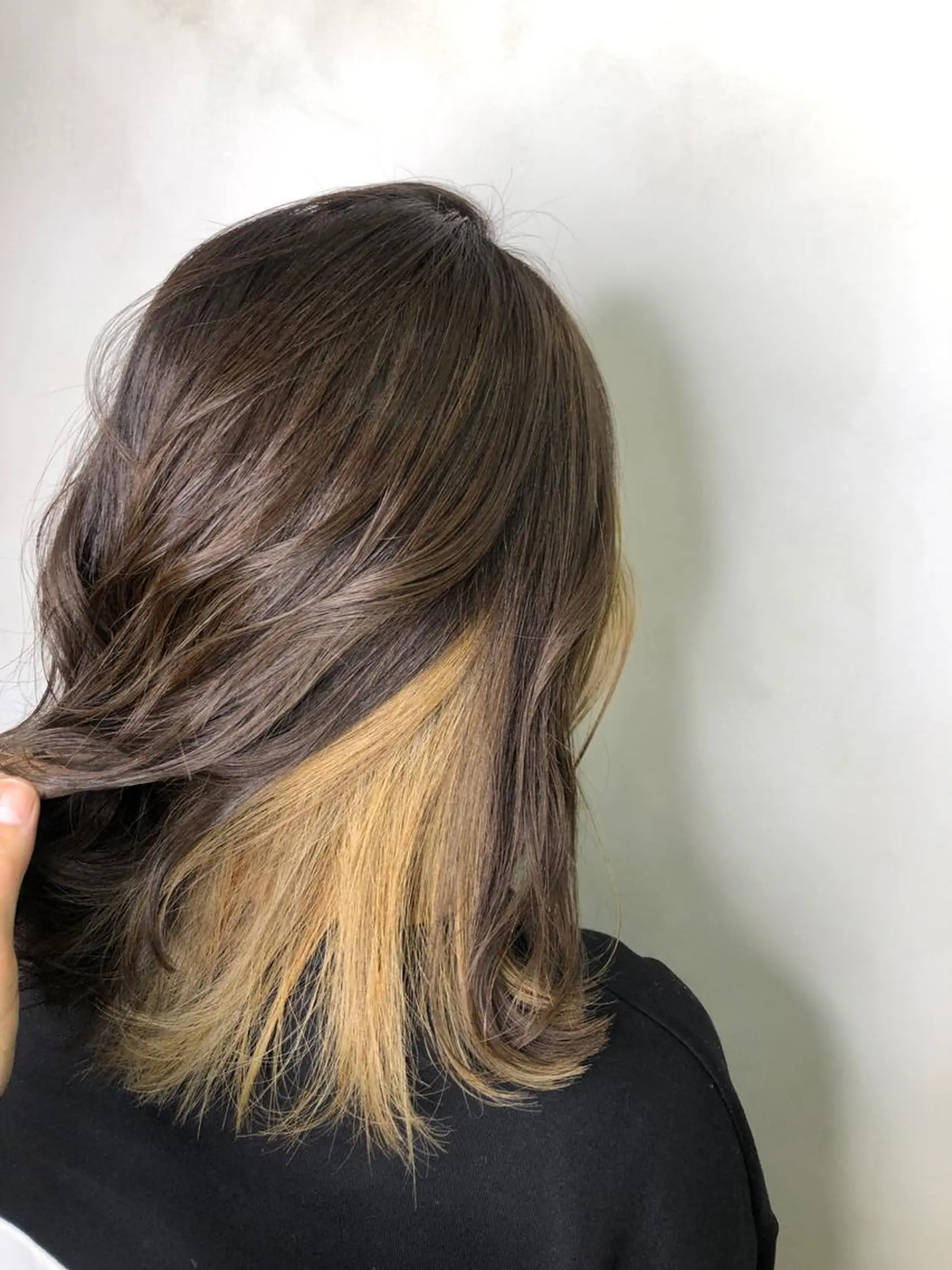 セミロング カラー インナーカラー カット ヘアカラー トリートメント AUBE HAIRazul吉祥寺所属・髪質改善✨幹細胞✨ ウルツヤ🌈清水　祥のヘアスタイル