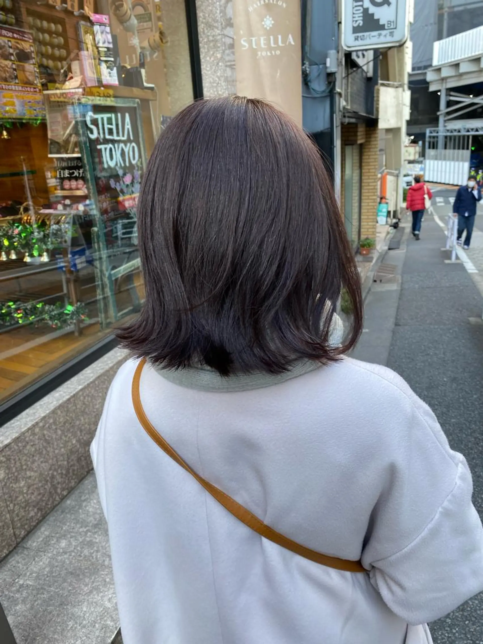 ミディアム カラー ベージュカラー グレージュ ラベンダーカラー ラベンダーグレージュ ラベンダーベージュ カット ヘアカラー トリートメント ボブ/縮毛矯正/ レイヤー/塚田のヘアスタイル