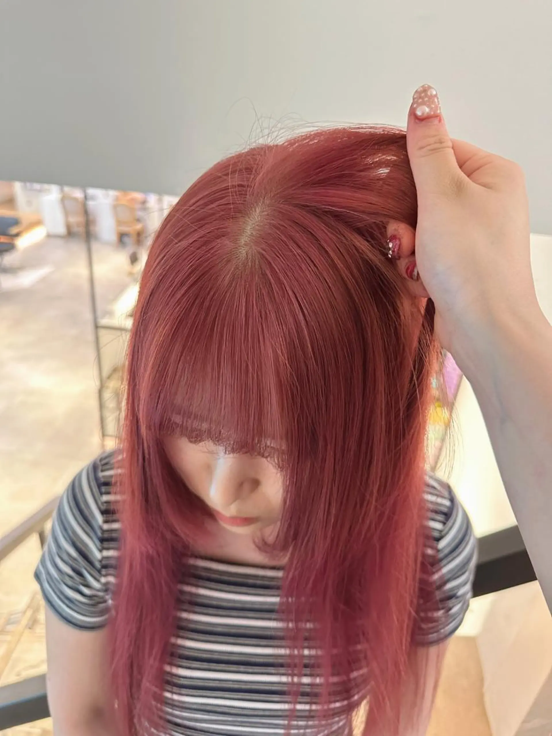 ロング カラー ヘアアレンジ カシス ヘアカラー ハイトーン特化 pepe🎀のヘアスタイル