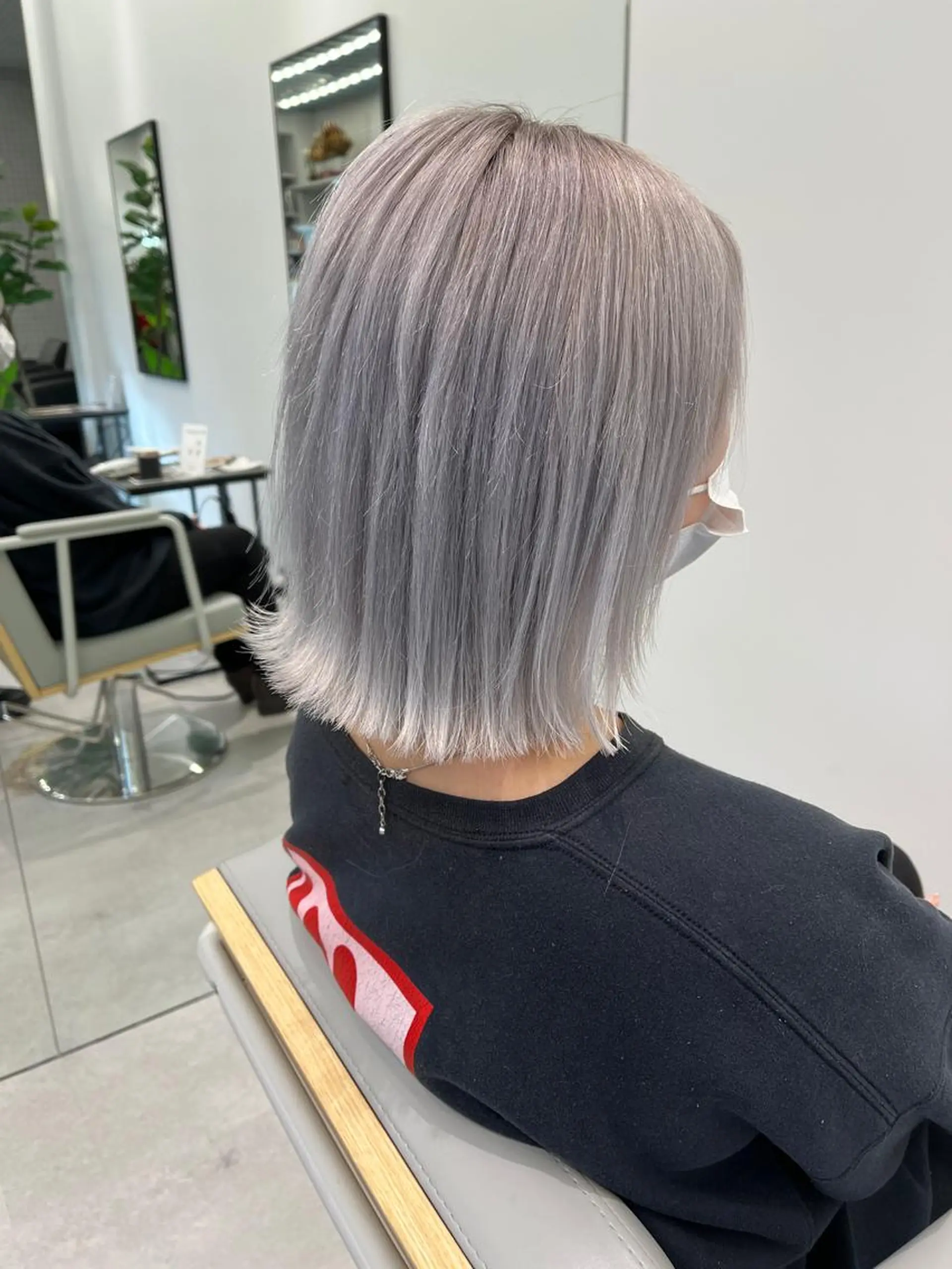 ショート カラー 菅 樹希弥のヘアスタイル