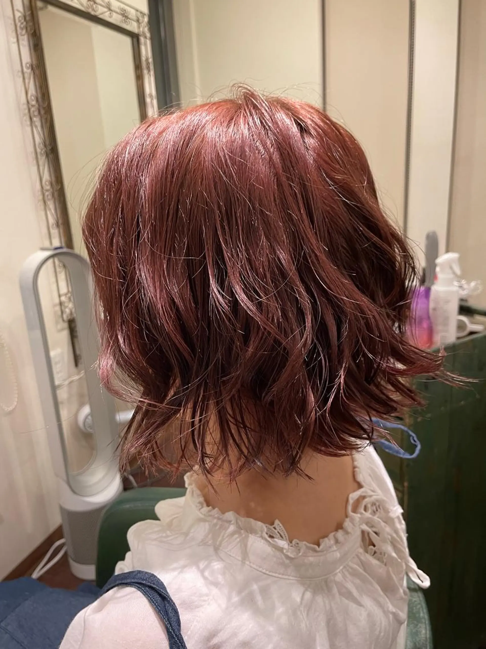 カラー ボブ、レイヤー、 ハイトーン、古淵のヘアスタイル