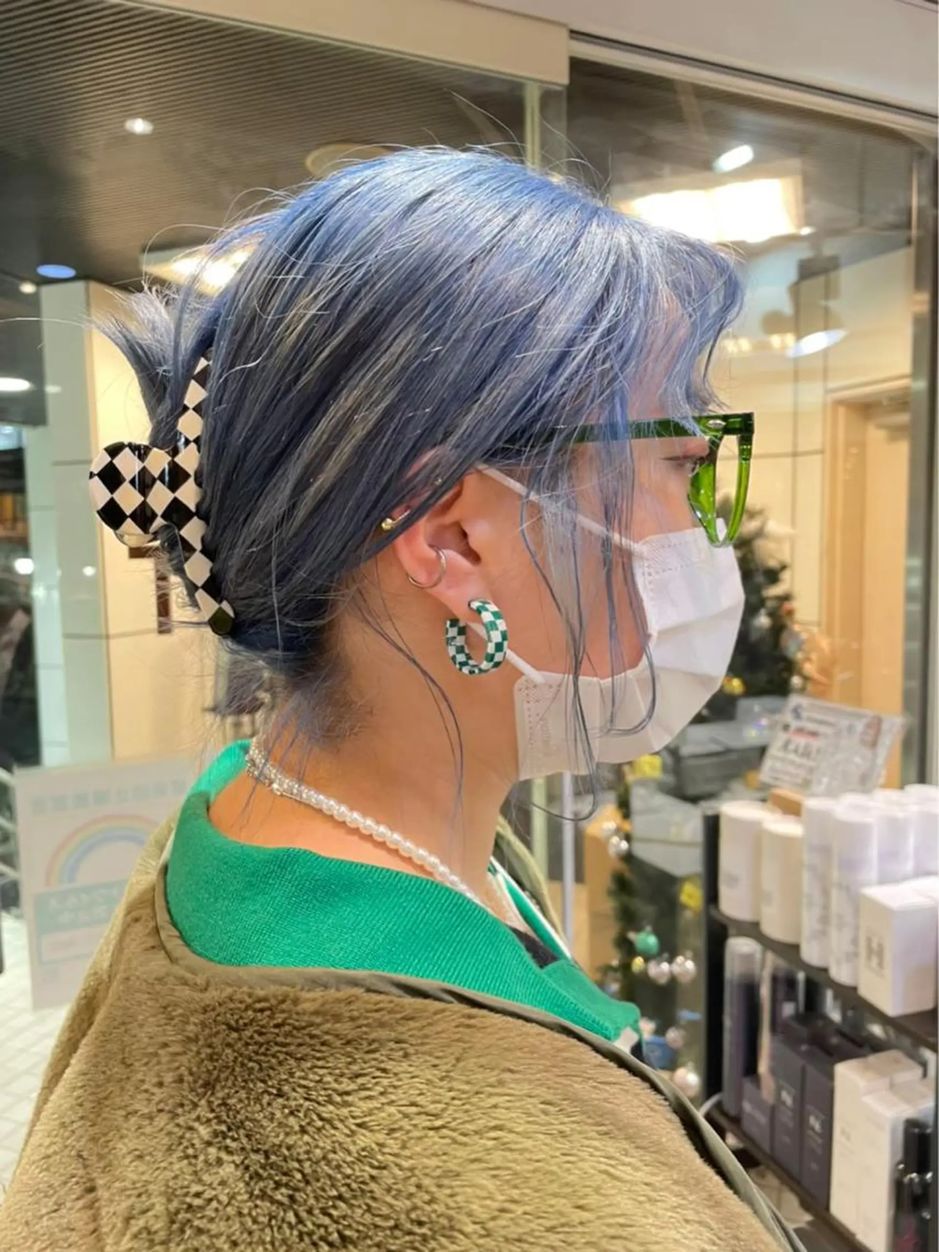 セミロング カラー ブリーチ ケアブリーチ 透明感カラー デザインカラー ダブルカラー ハイトーン/マツエク AYAKA🌙のヘアスタイル