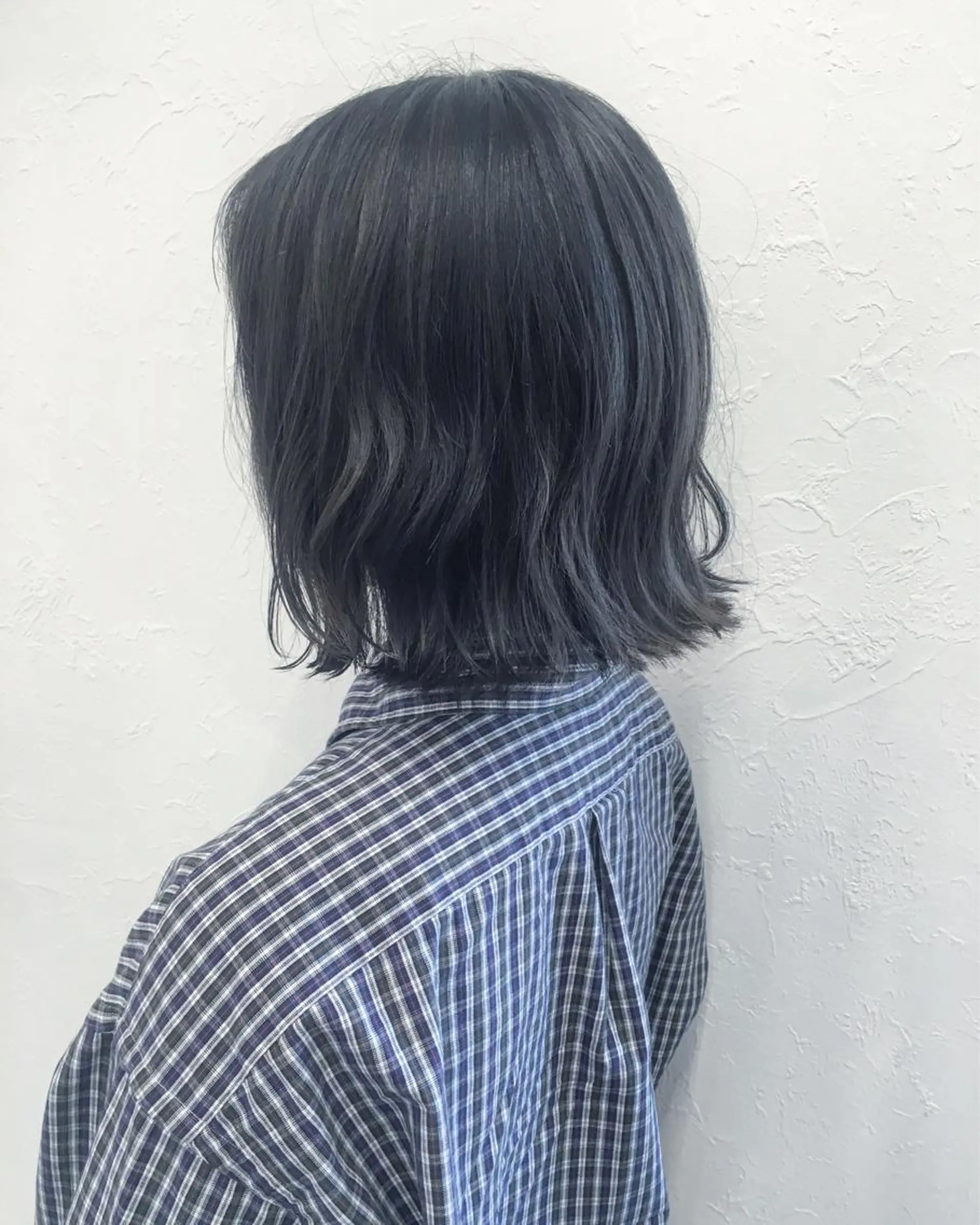 ミディアム カラー 黒髪 ブルーカラー ブルーブラック イルミナカラー 2nd所属・🤍2nd🤍田所 美希のヘアスタイル