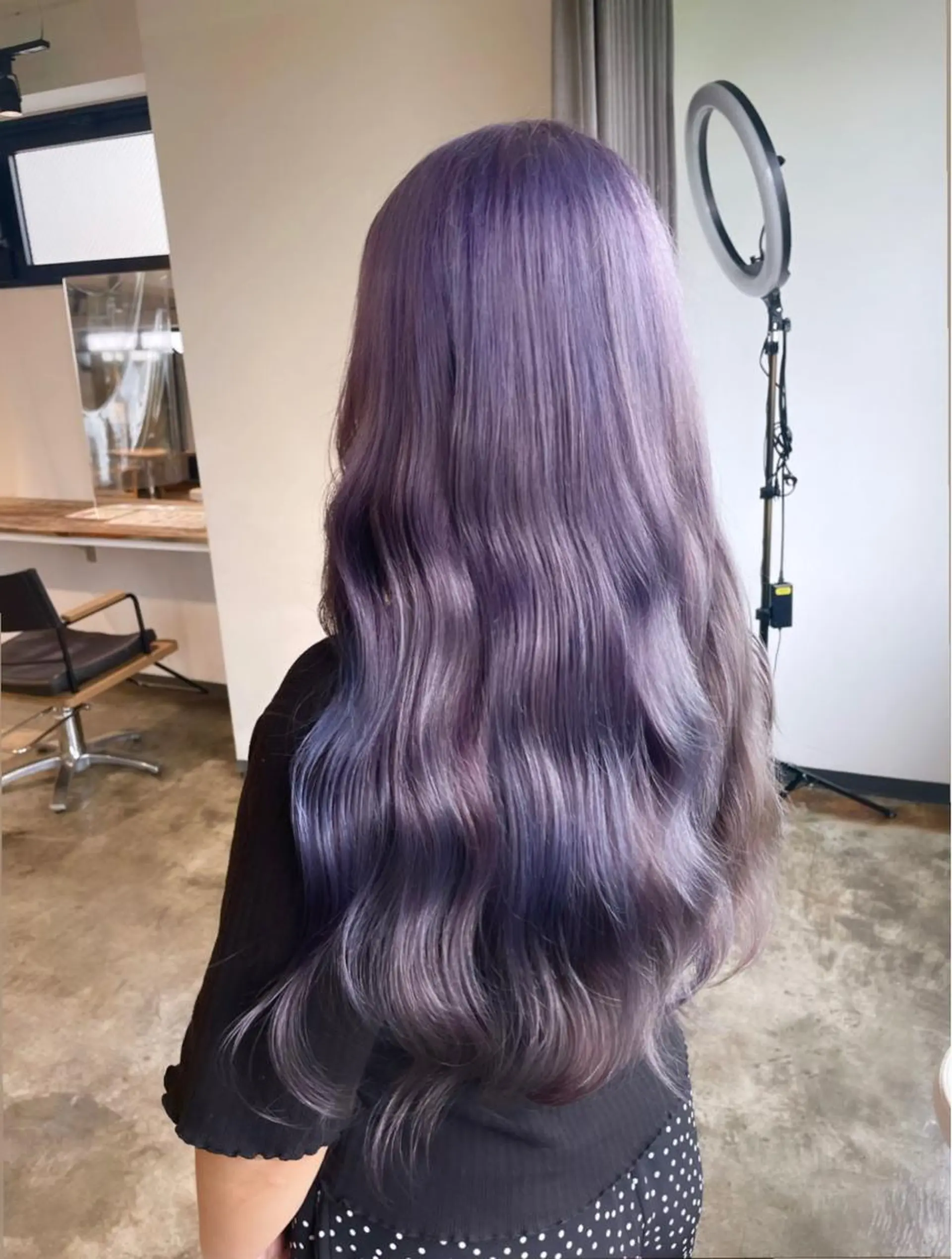 ロング カラー アッシュ ブリーチ ダブルカラー ラベンダーカラー シルバー ヘアカラー トリートメント 暖色カラー🍒 ケアブリーチ/akiのヘアスタイル