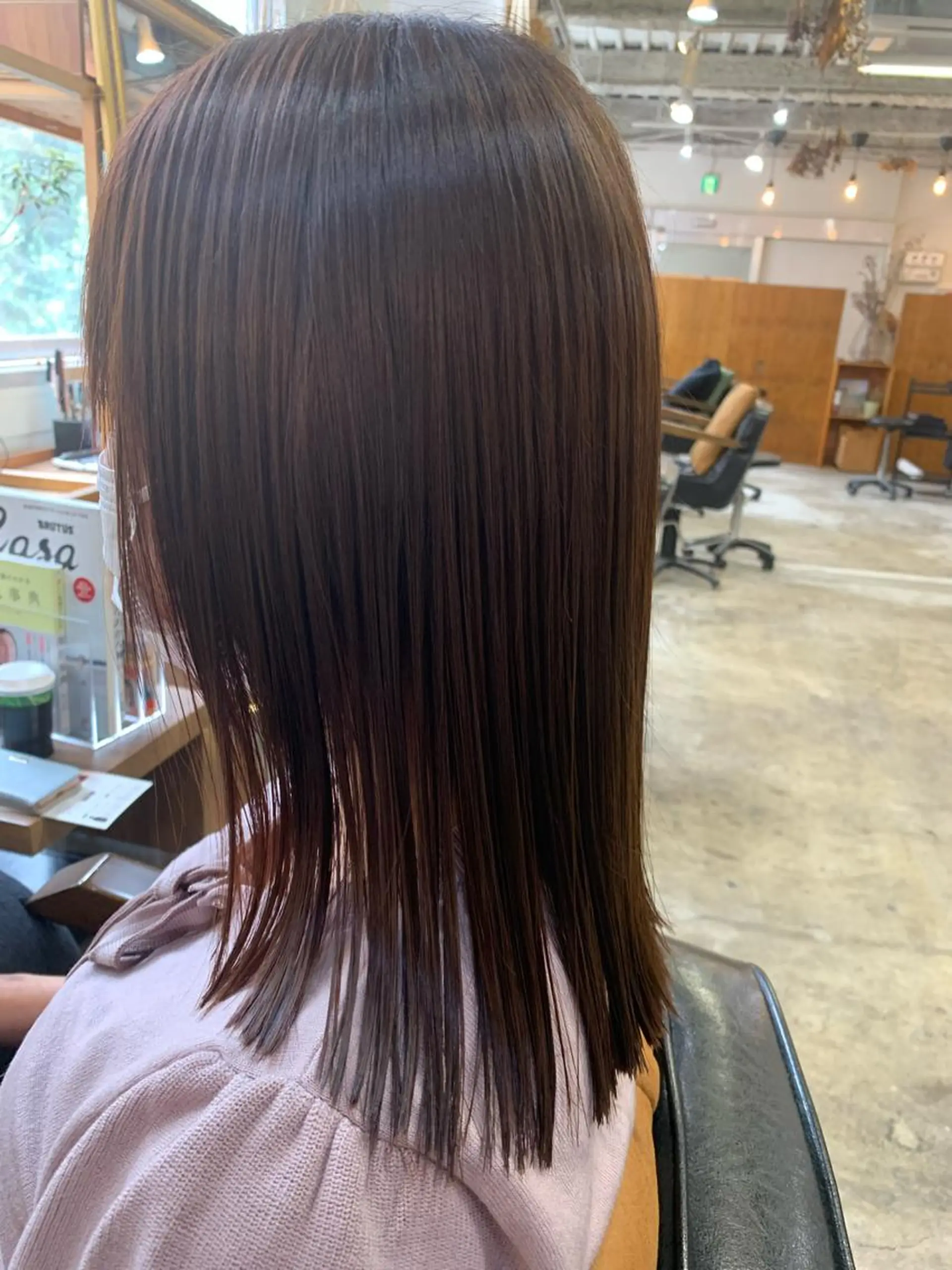 セミロング カラー 縮毛矯正 トリートメント LEB所属・下河 宗太のヘアスタイル