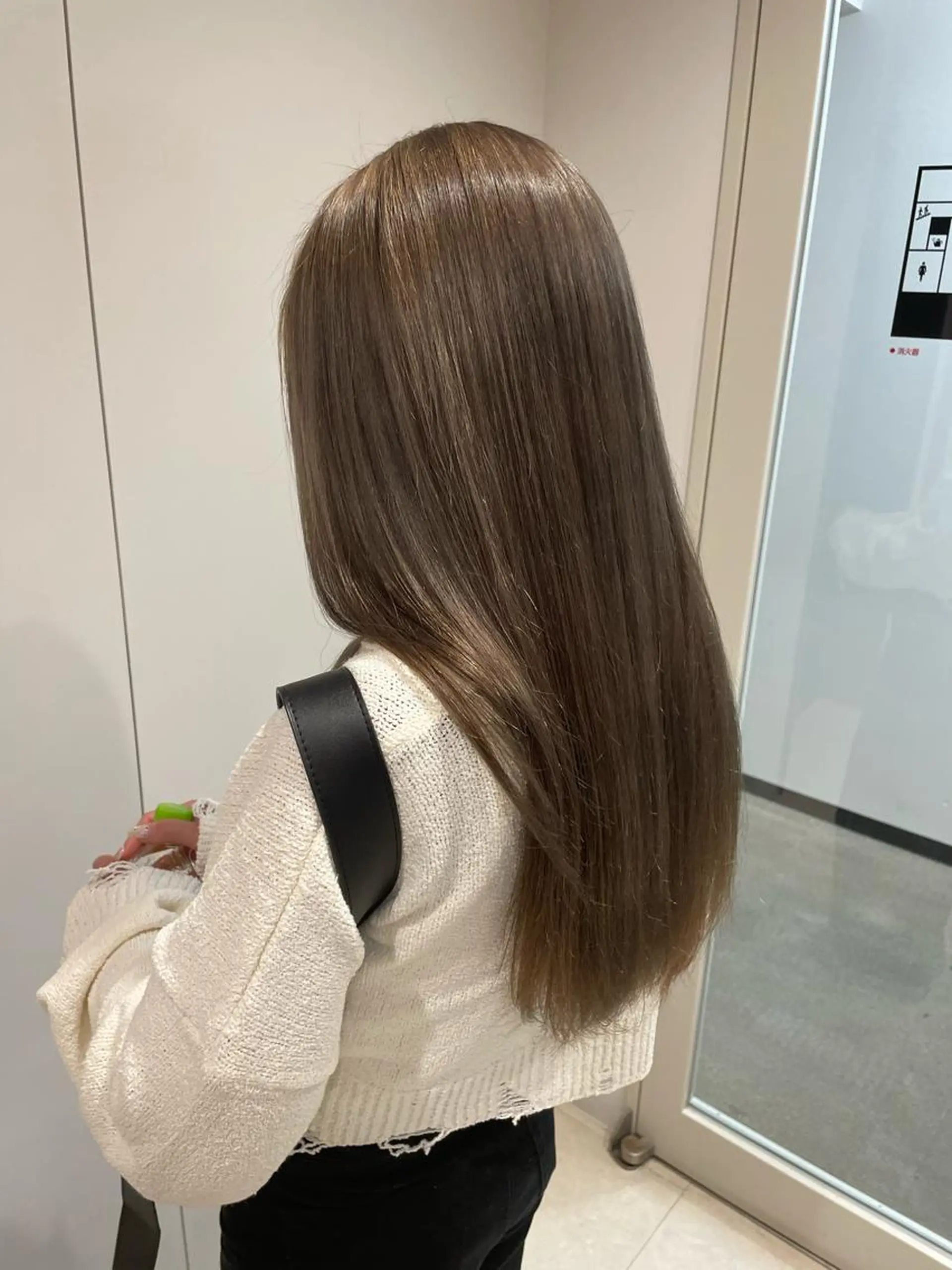 ロング カラー ブリーチ 透明感カラー 髪質改善 【KEIKI】のヘアスタイル