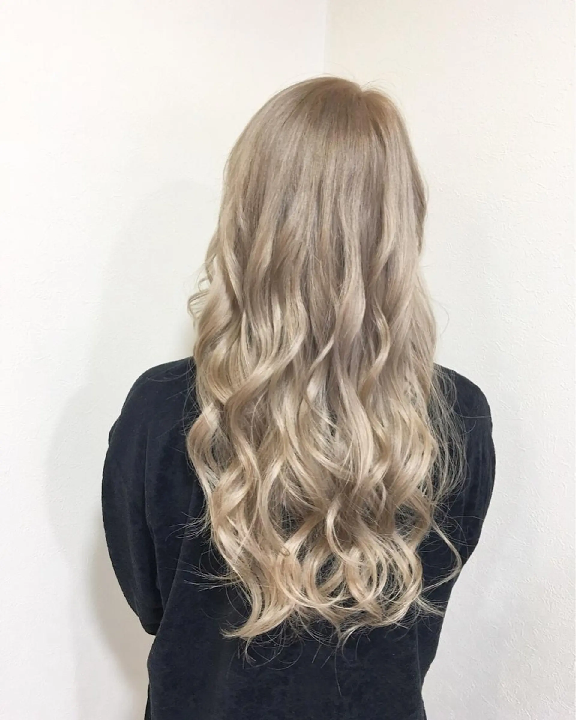 ロング ヤマグチ ヒカルのヘアスタイル