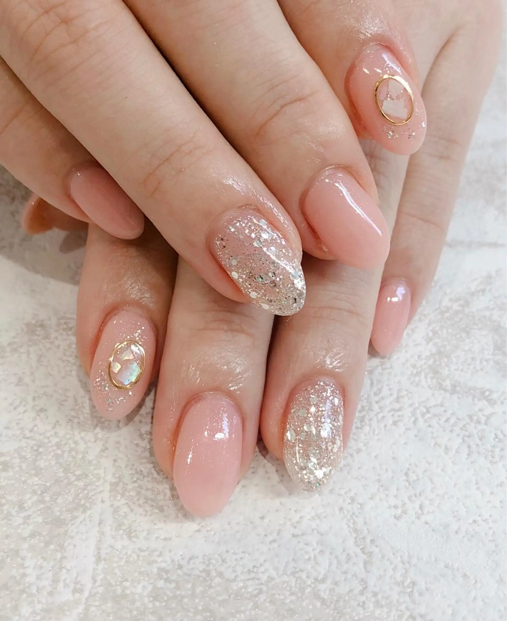 ミディアム キッズ ネイル ジェルネイル オフィスネイル パラジェル シンプルネイル 夏ネイル Luana nail (ルアナネイル)のネイルデザイン