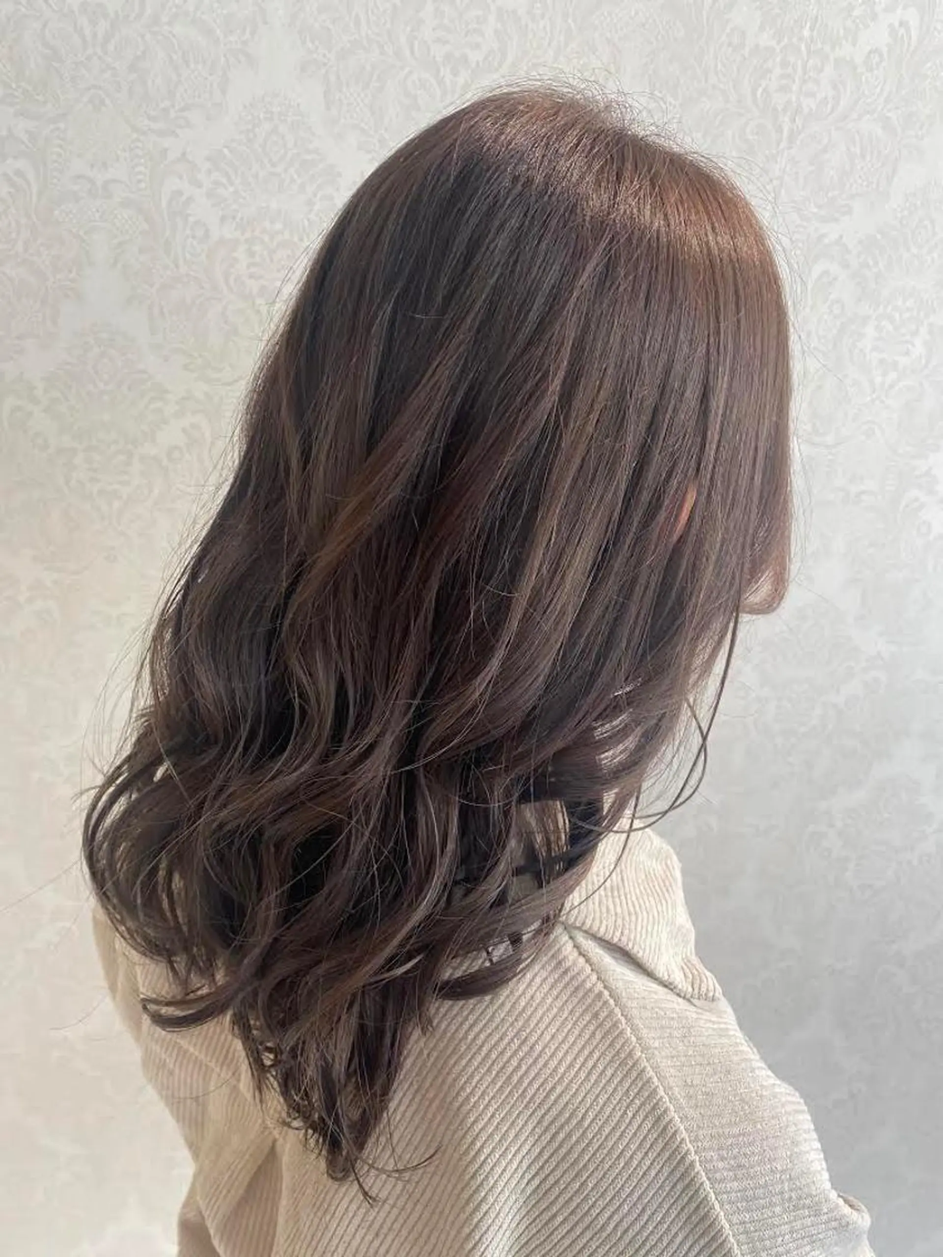 セミロング diar 大石 彩織のヘアスタイル