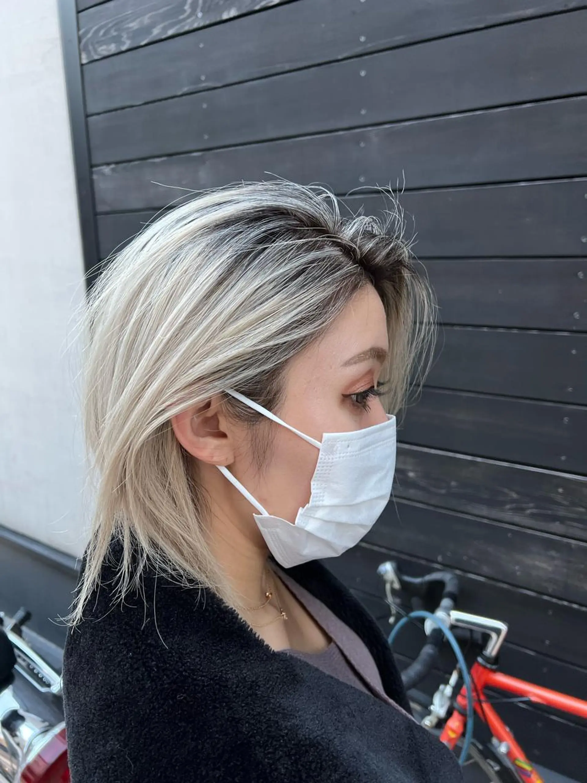 ミディアム カラー バレイヤージュ ハイライトカラー ハイライト レイヤーカット ally hairsalon所属・Emi .のヘアスタイル