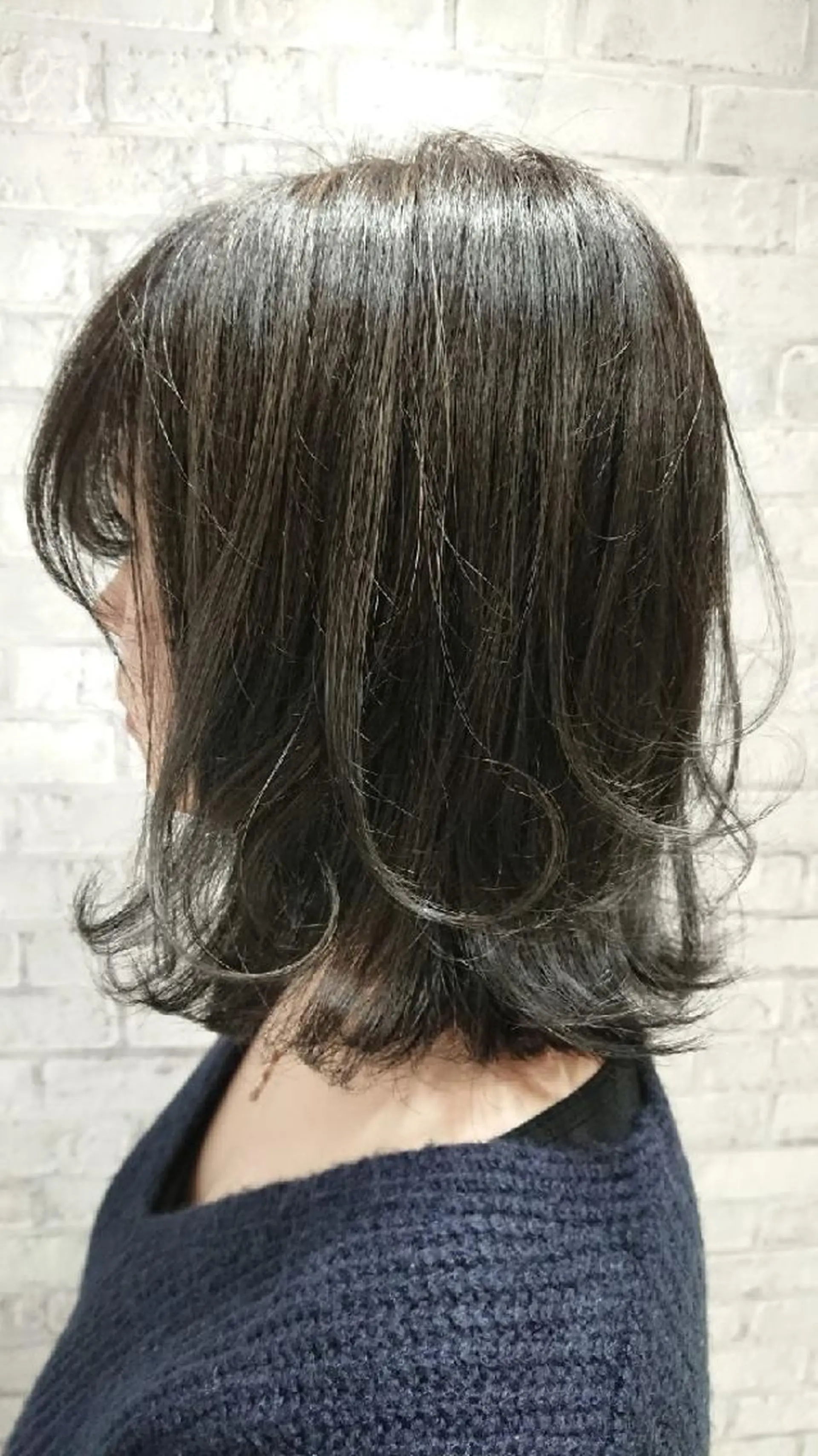 ショート カラー ヘアアレンジ アッシュ アッシュグレー ハイライトカラー ボブ ハイライト カット ヘアカラー トリートメント 秋山 幸太のヘアスタイル