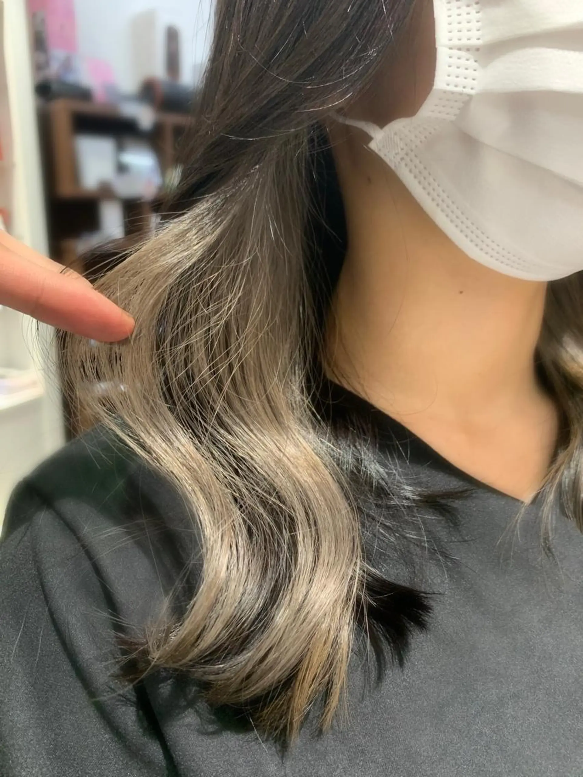 カラー エミュスト心斎橋所属・🎨カラー&髪質改善 職人　松葉優希のヘアスタイル