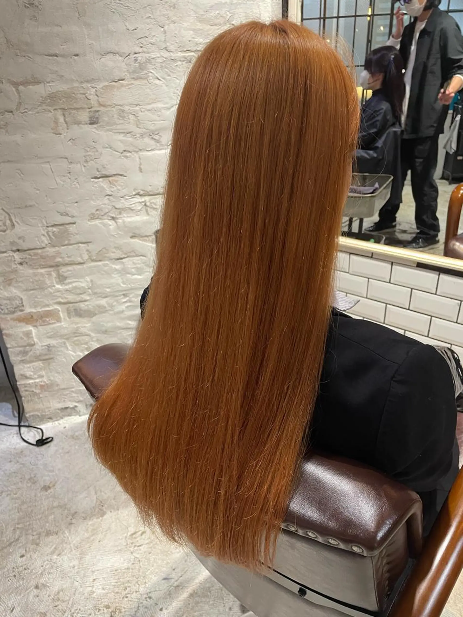 ロング カラー オレンジ Charumante所属・マンツーマン 髪質改善　工藤のヘアスタイル