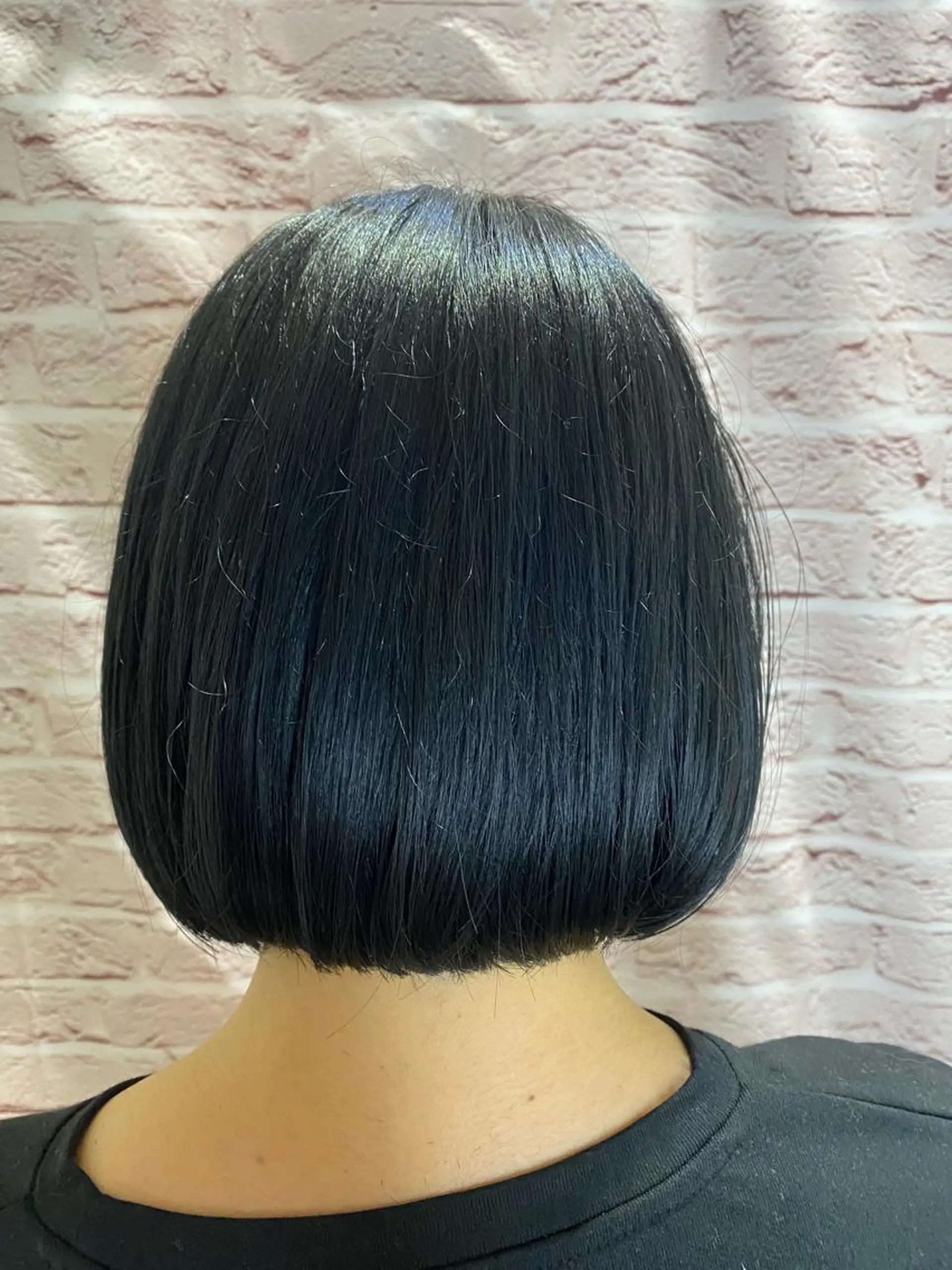 ショート カラー ワンレンボブ ボブ シムラ カイゲンのヘアスタイル