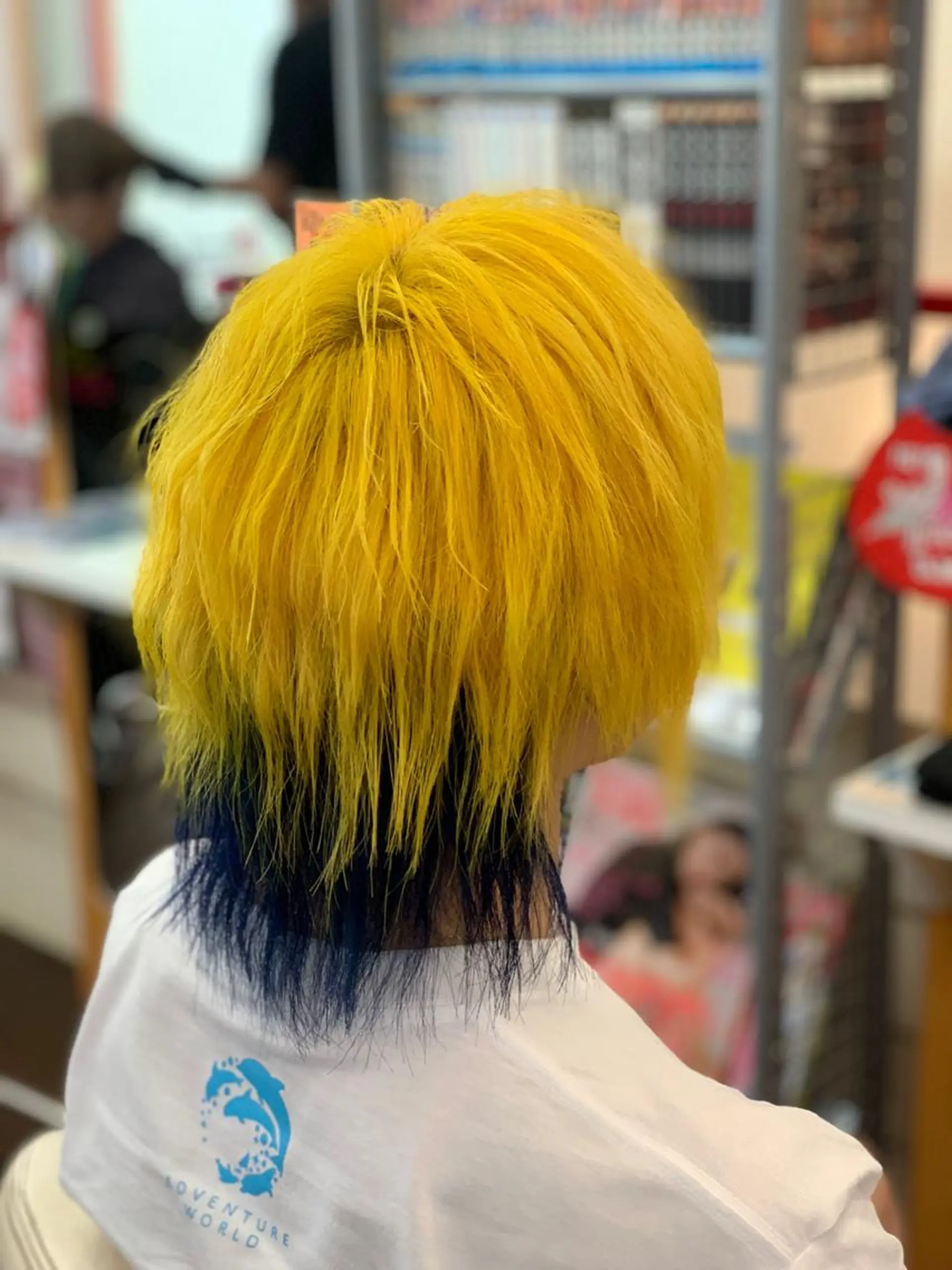 ショート ヘアカラー たけい ゆうきのヘアスタイル