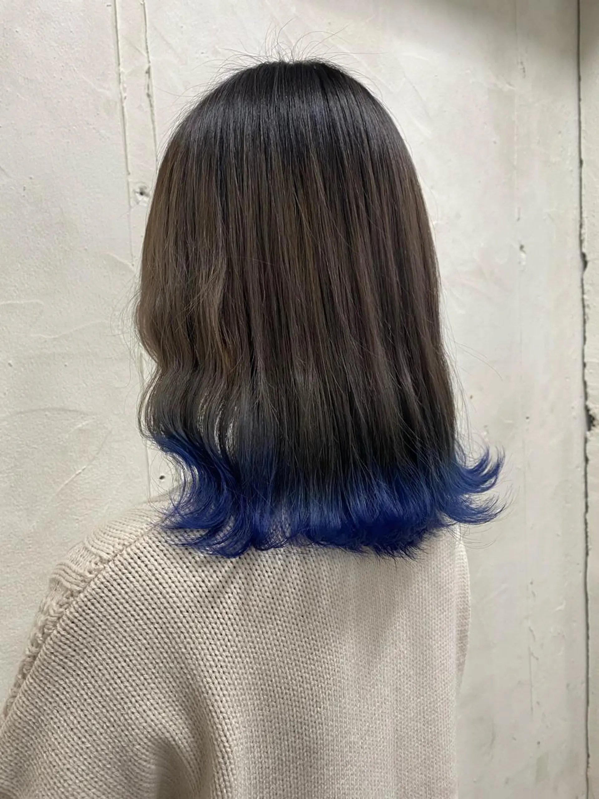 ミディアム カラー ブリーチ ブルーカラー グラデーションカラー ヘアカラー ALLY（アリー）所属・ミニモお気に入り数 No.1宍戸雄弥のヘアスタイル